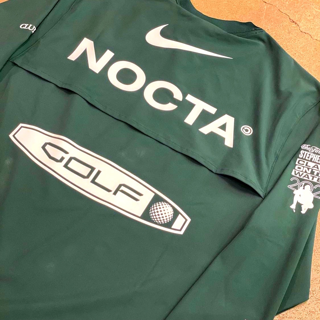 Nike x Drake Nocta Golf Crewneck Top Green - Asia, Nike x Drake Nocta Golf Cap Black 착용 스타일 - 3