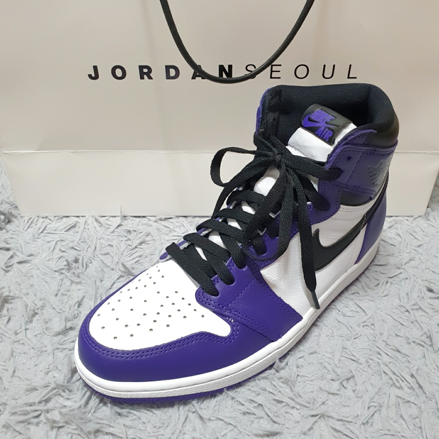 Jordan 1 Retro High OG Court Purple 2020 착용 스타일 - 3