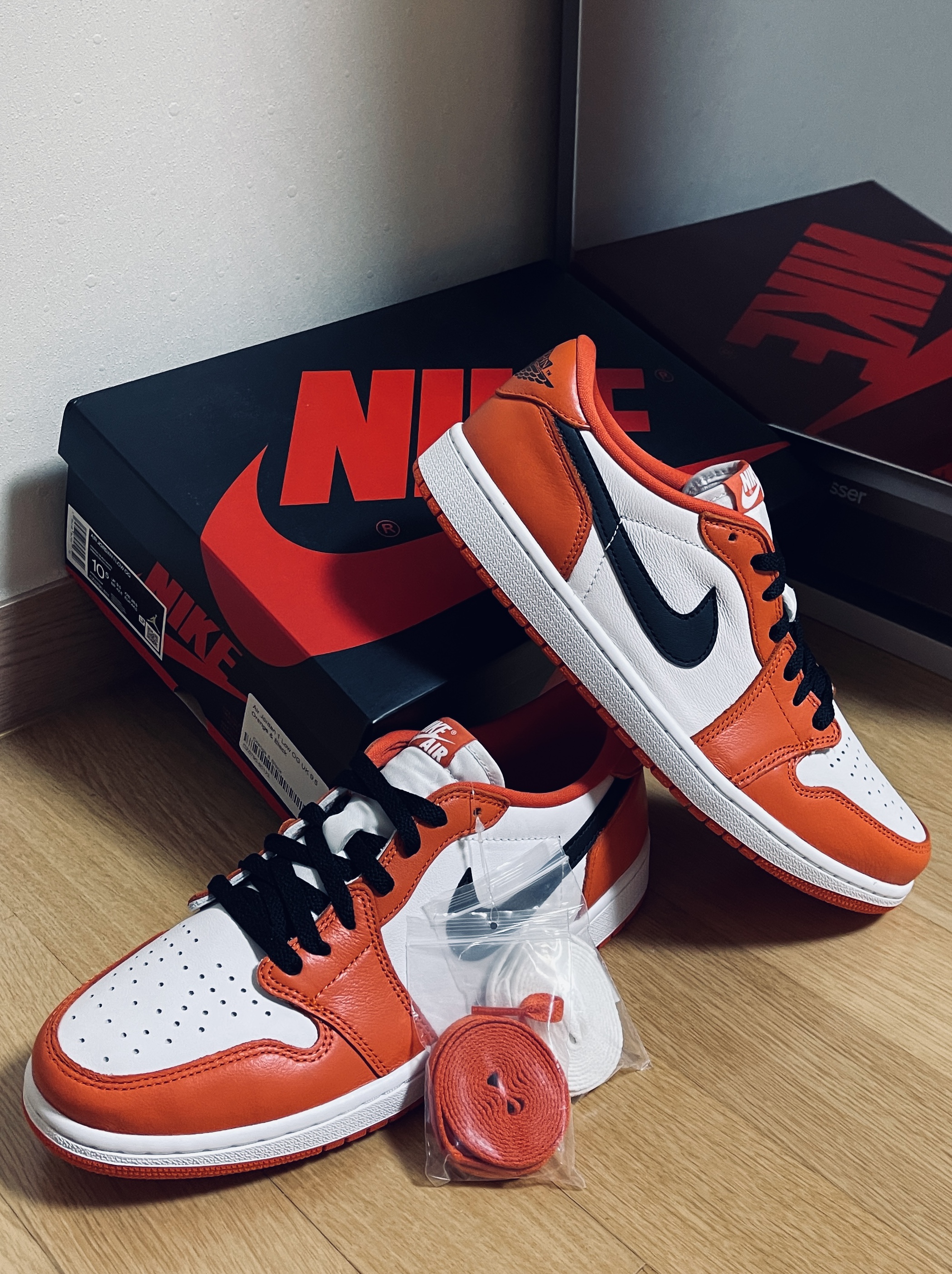 Jordan 1 Low OG Starfish, (W) Jordan 1 Low OG Starfish 착용 스타일