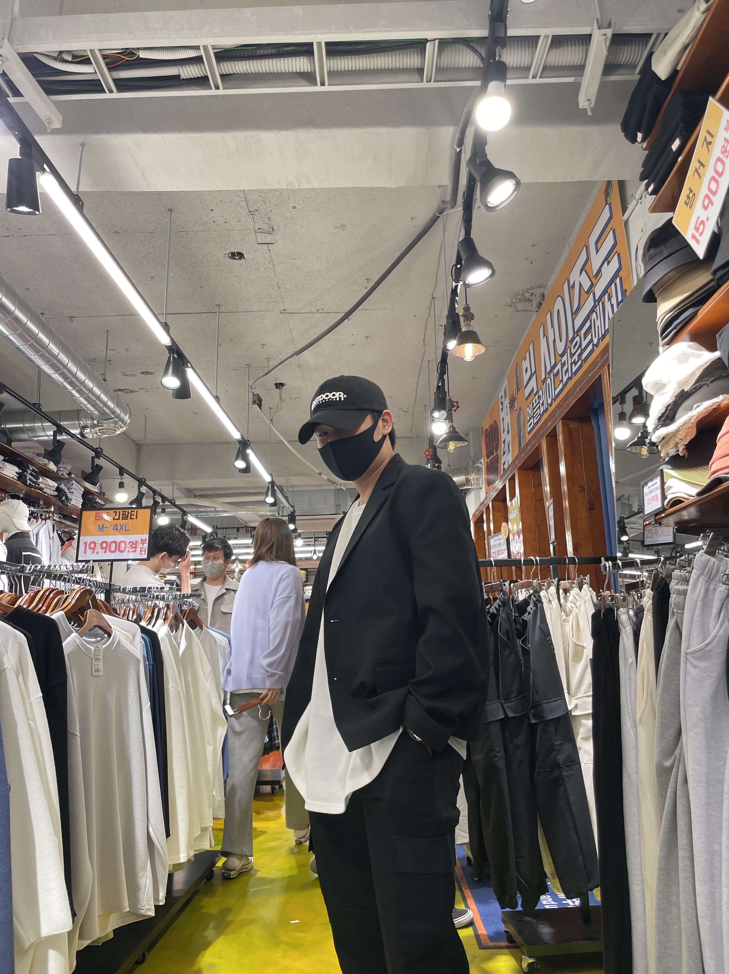 Nike Dunk High Sports Red 착용 스타일 - 3