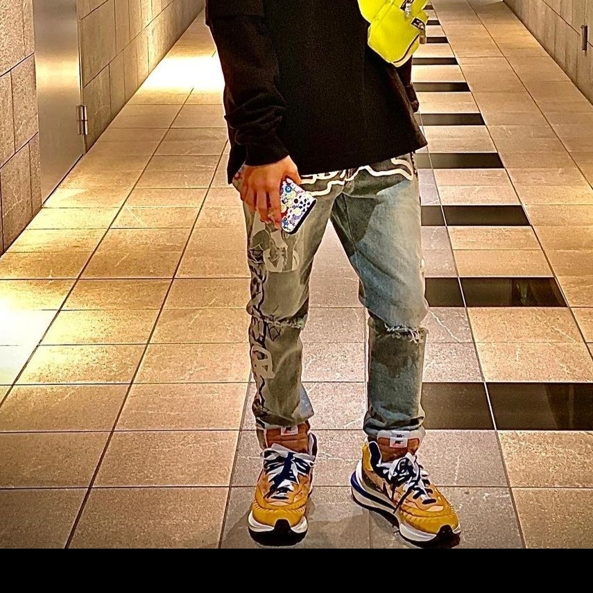 Nike x Sacai x Jean Paul Gaultier VaporWaffle Sesame Blue Void, Nike x Sacai x Jean Paul Gaultier VaporWaffle Black White 착용 스타일 - 1