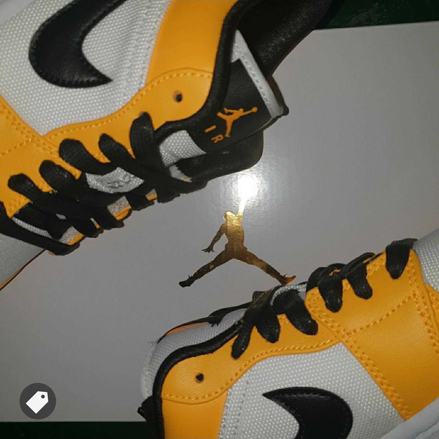 (W) Jordan 1 Low SE Laser Orange 착용 스타일 - 5