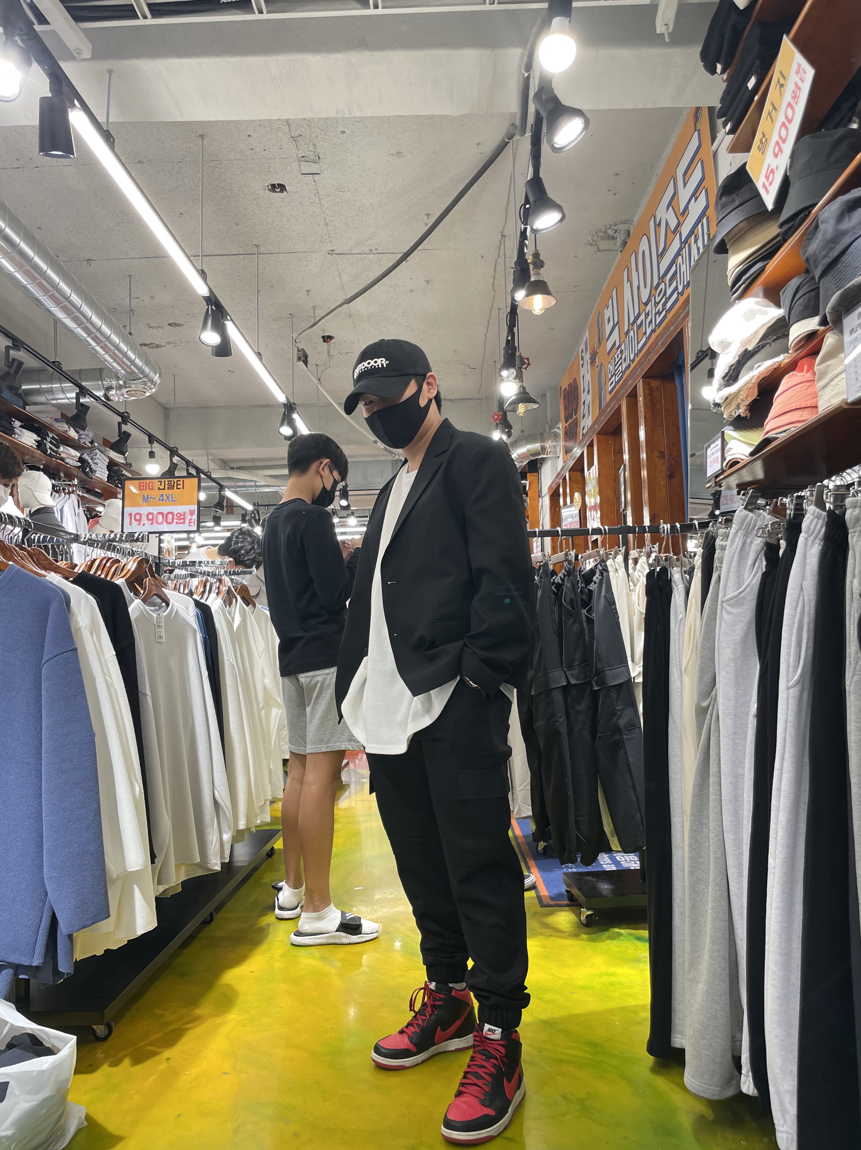 Nike Dunk High Sports Red 착용 스타일 - 4