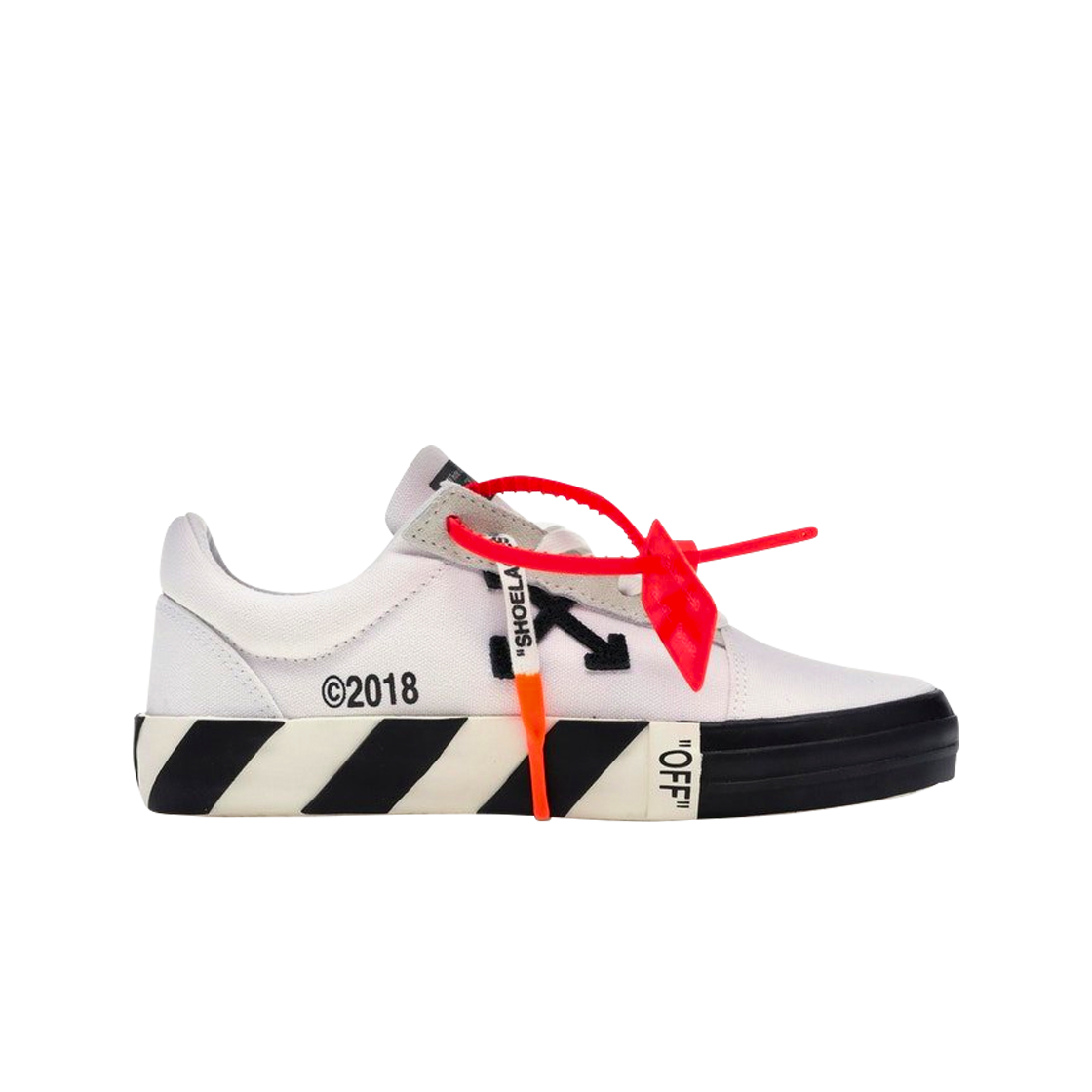 오프화이트 벌크 스니커즈 로우 화이트 블랙 2018