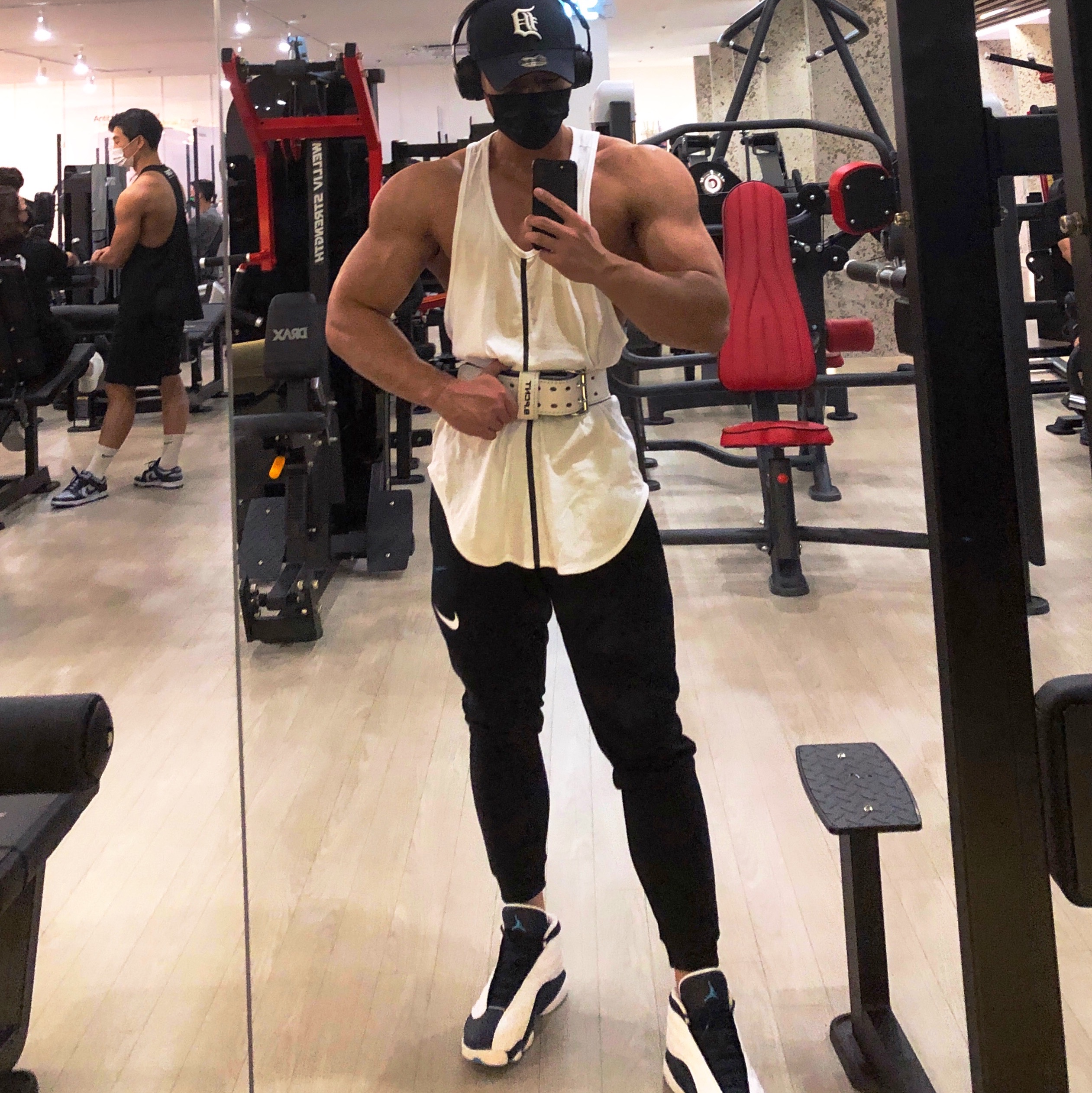 Jordan 13 Retro Obsidian 착용 스타일