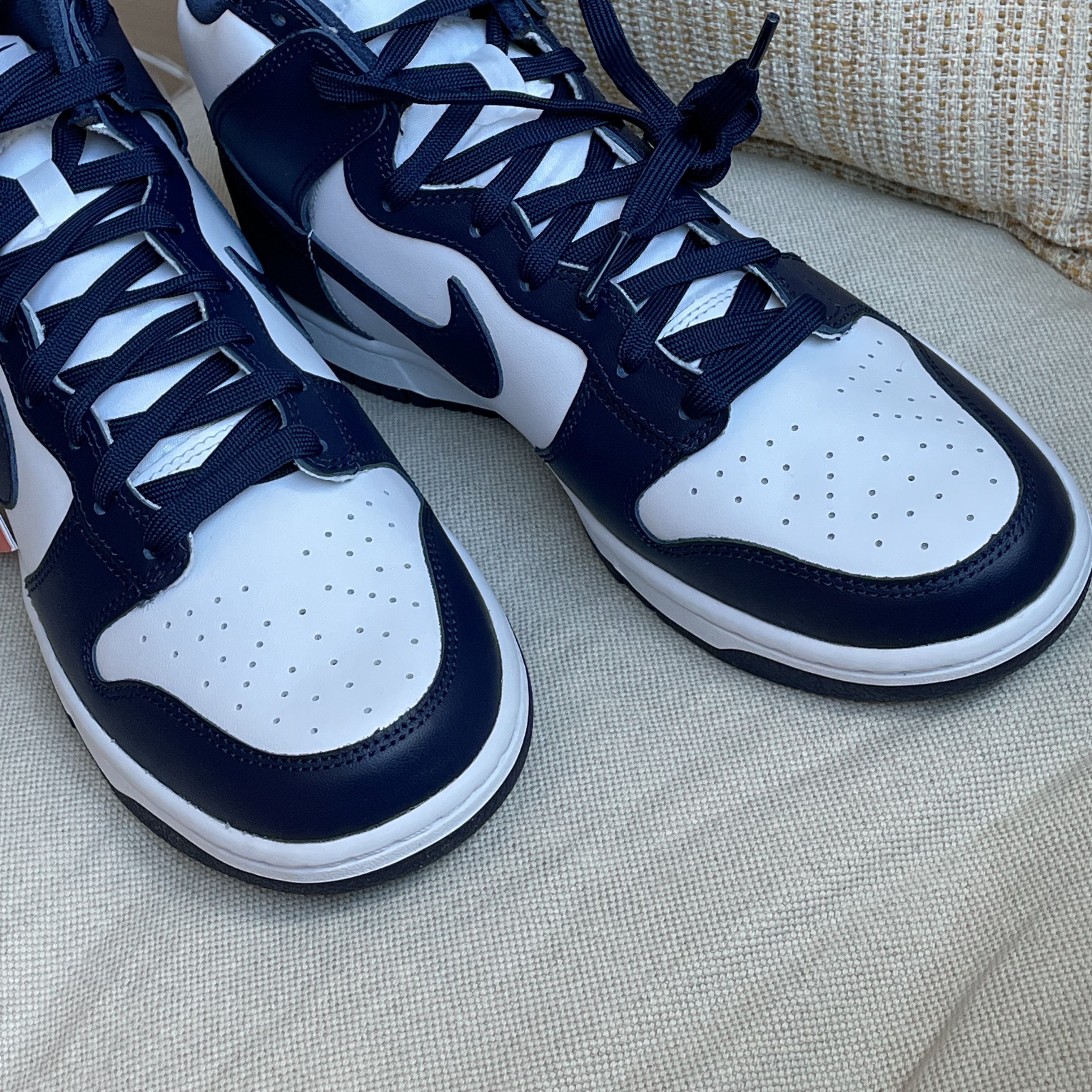 Nike Dunk High Retro Championship Navy 착용 스타일 - 2