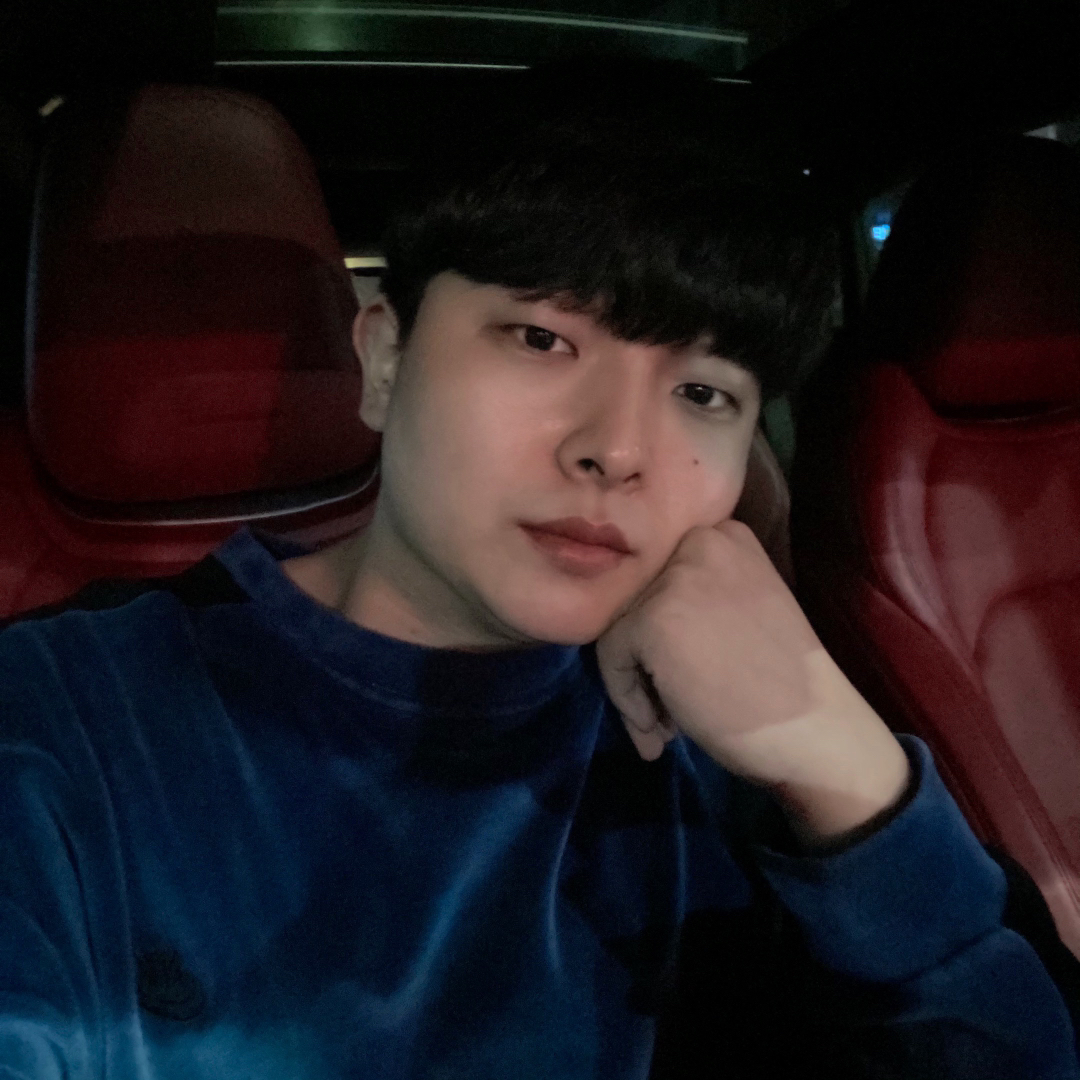 KREAM 프로필 이미지