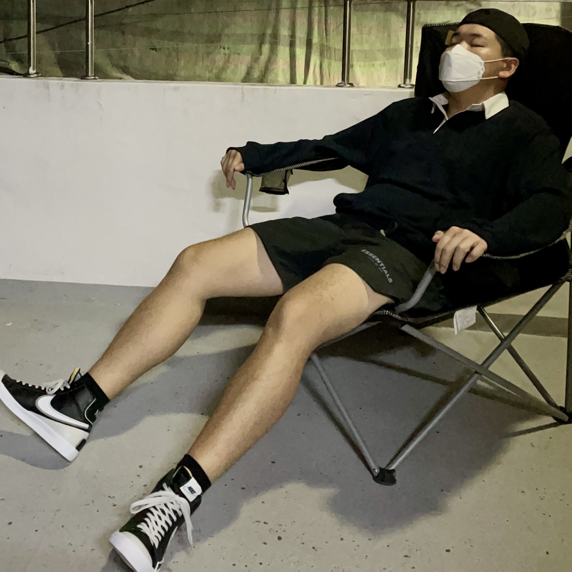 Nike Blazer Mid '77 Infinite Rubberized Black 착용 스타일