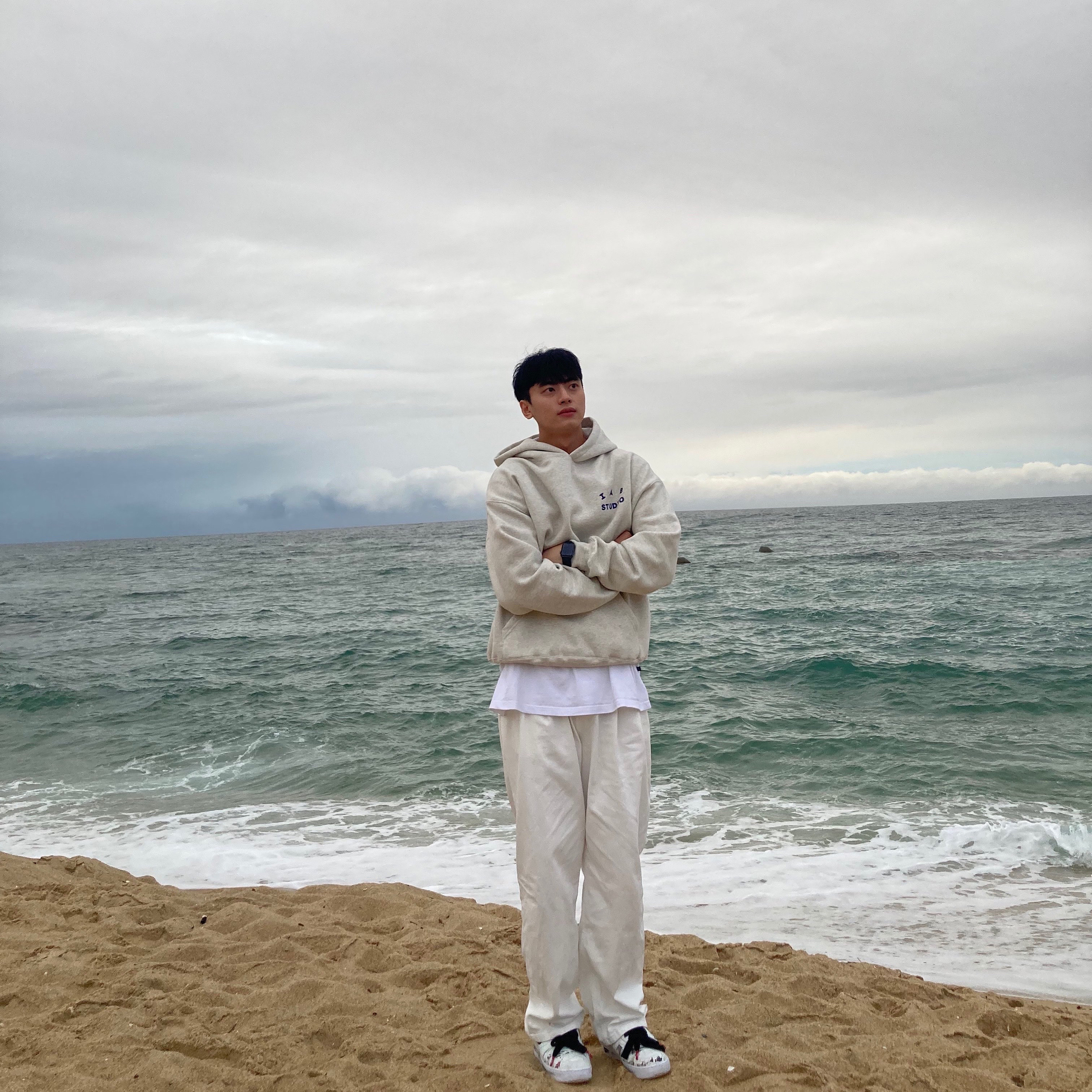 IAB Studio Hoodie Oatmeal Gray - 21SS, Nike x Peaceminusone Air Force 1 Low Para-Noise 2.0 착용 스타일