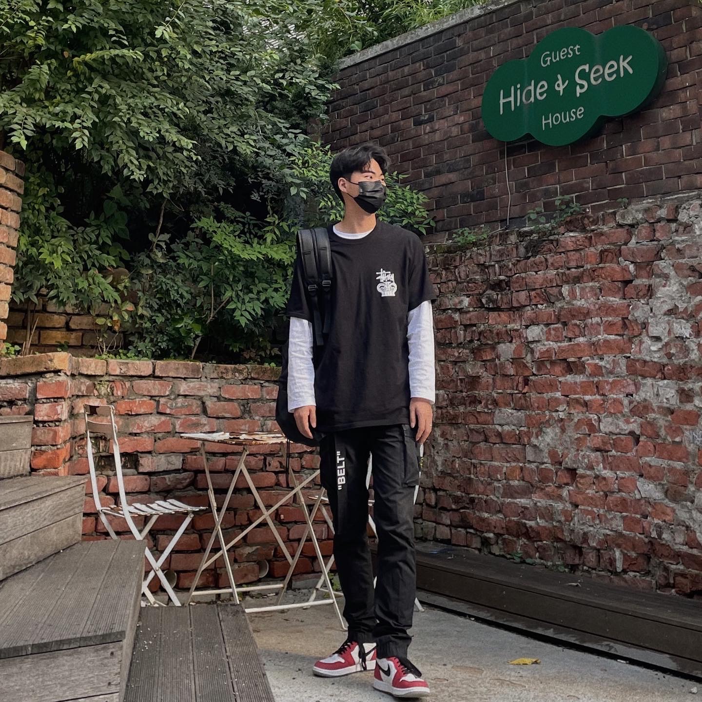 Stussy One World T-Shirt Black, Jordan 1 Retro High Spider-Man Origin Story 착용 스타일 - 1