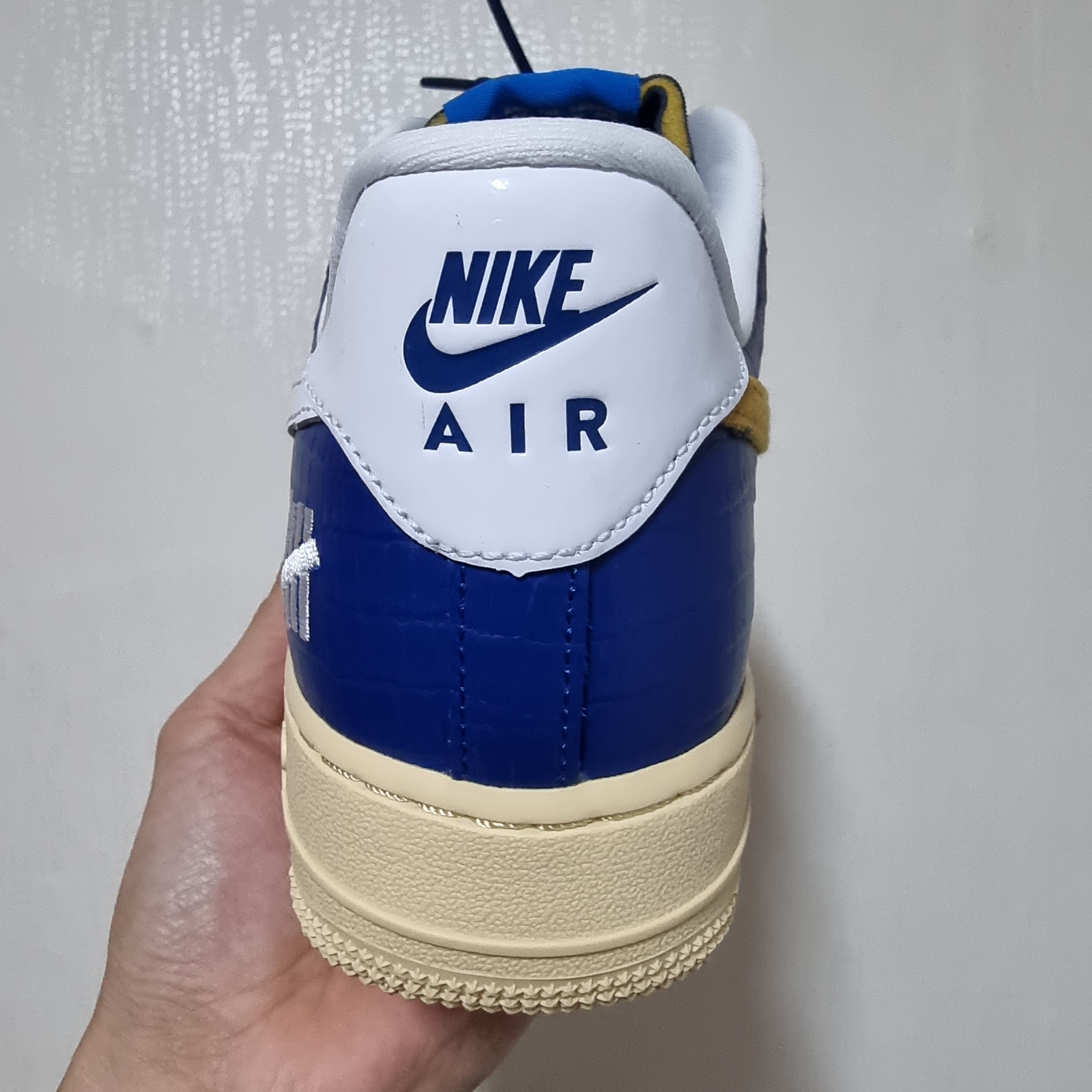 Nike x Undefeated Air Force 1 Low SP 5 On It Court Blue 착용 스타일 - 4