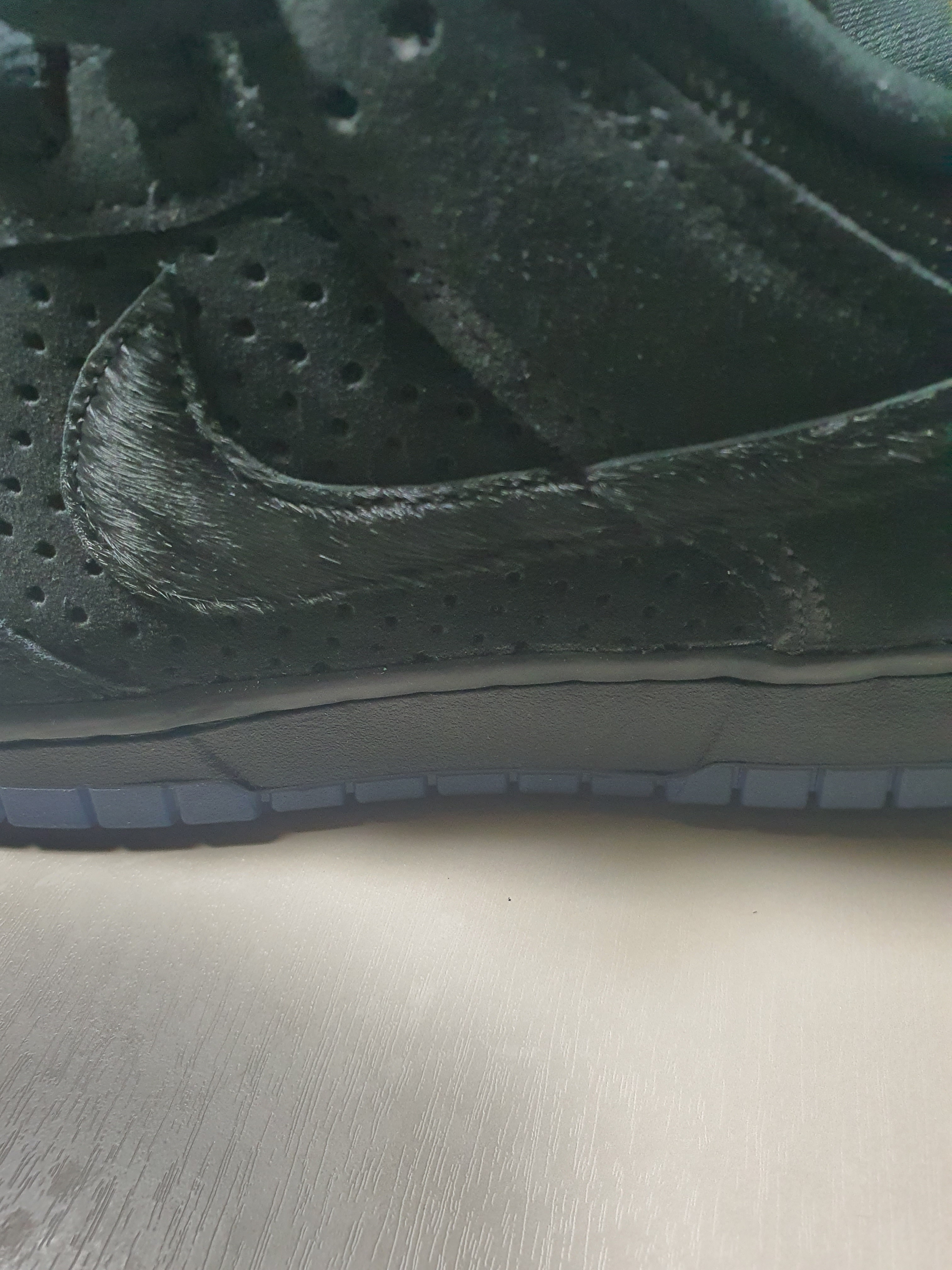 Nike x Undefeated Dunk Low SP 5 On It Black 착용 스타일 - 2
