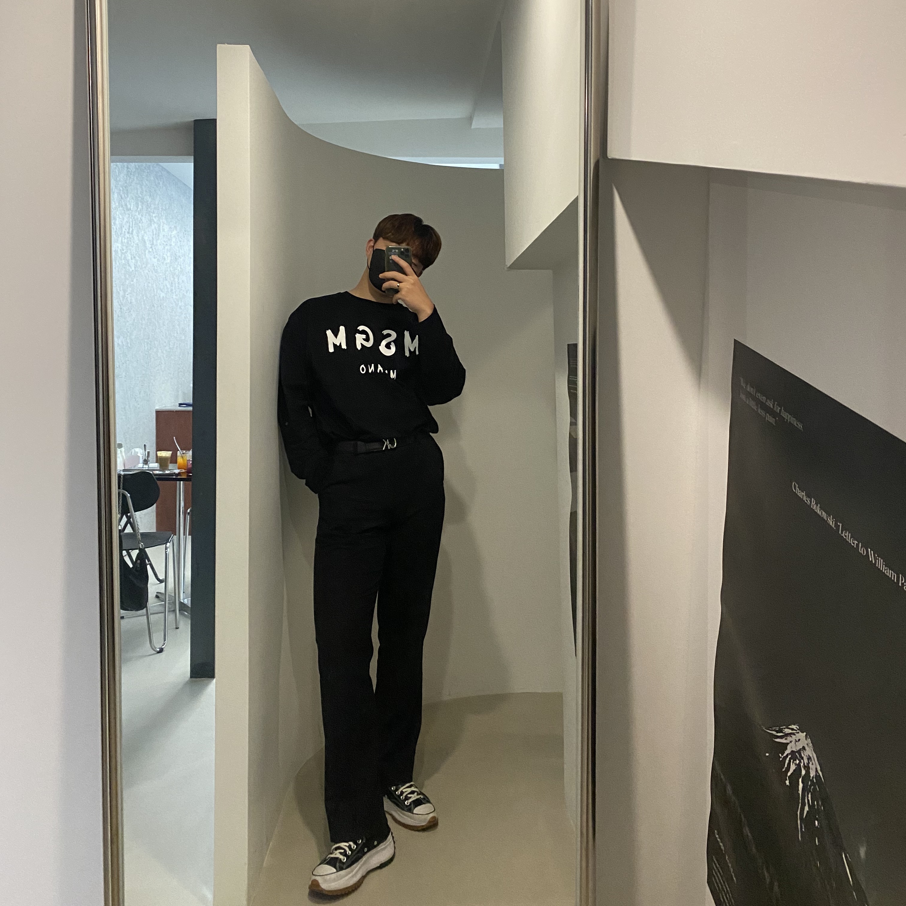 Converse Run Star Hike Hi Black White Gum 착용 스타일