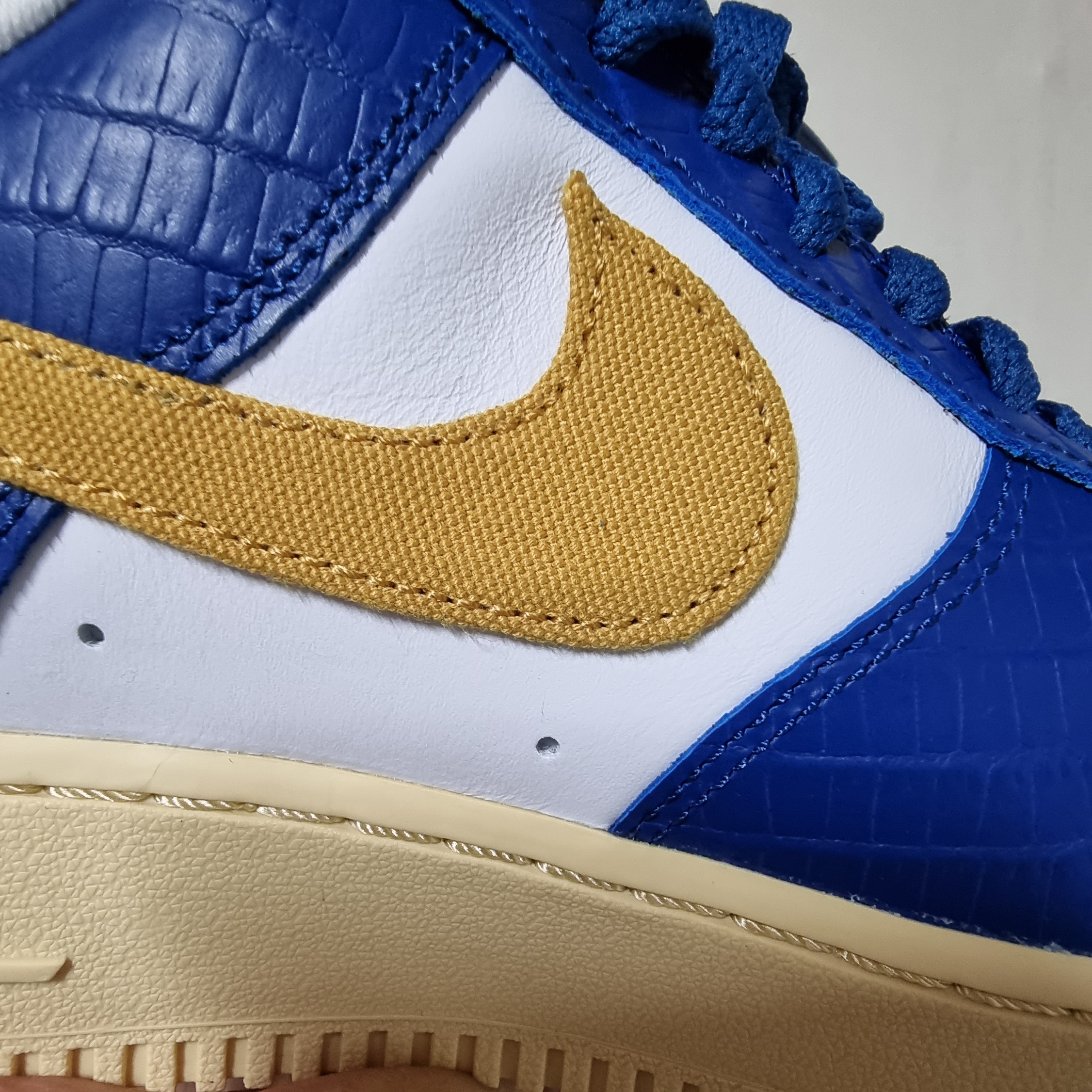Nike x Undefeated Air Force 1 Low SP 5 On It Court Blue 착용 스타일 - 3