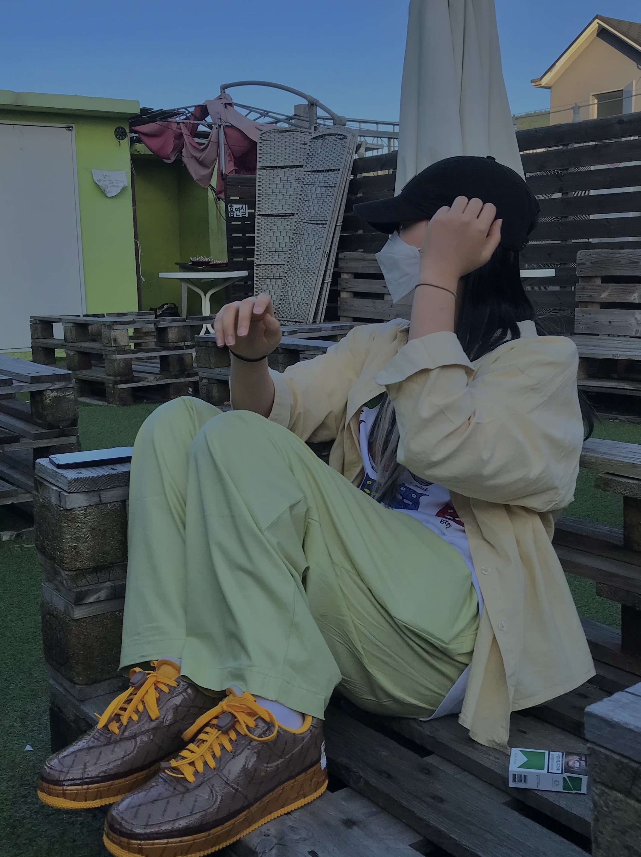 Nike Air Force 1 Experimental Archaeo Brown 착용 스타일 - 2