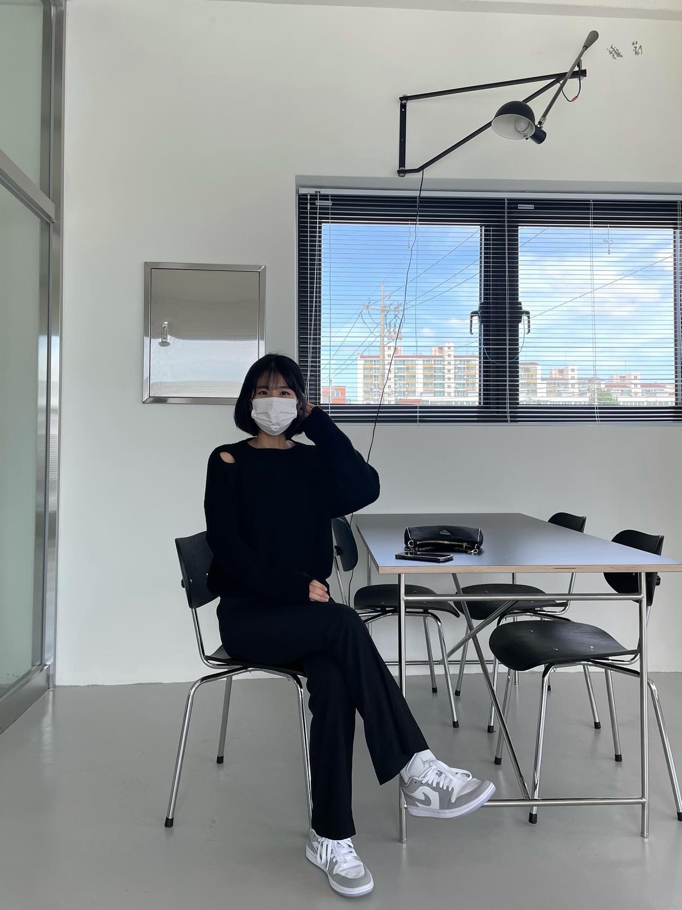 (W) Jordan 1 Low White Wolf Grey 착용 스타일