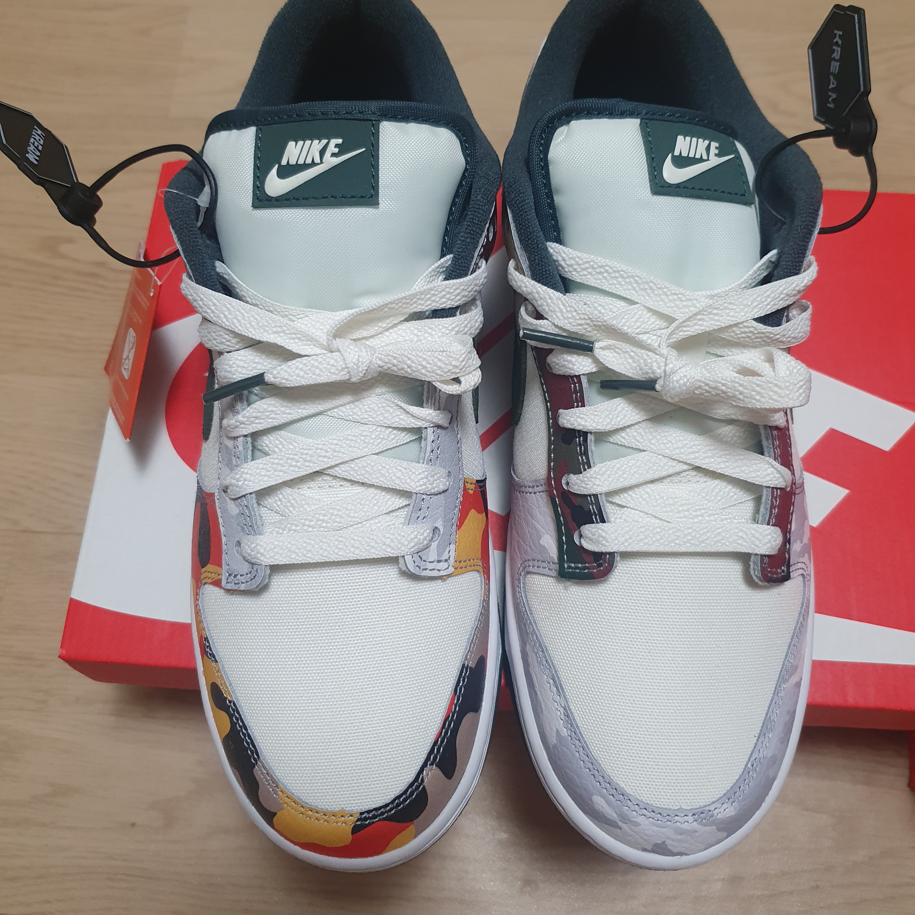 Nike Dunk Low SE Sail Multi Camo 착용 스타일