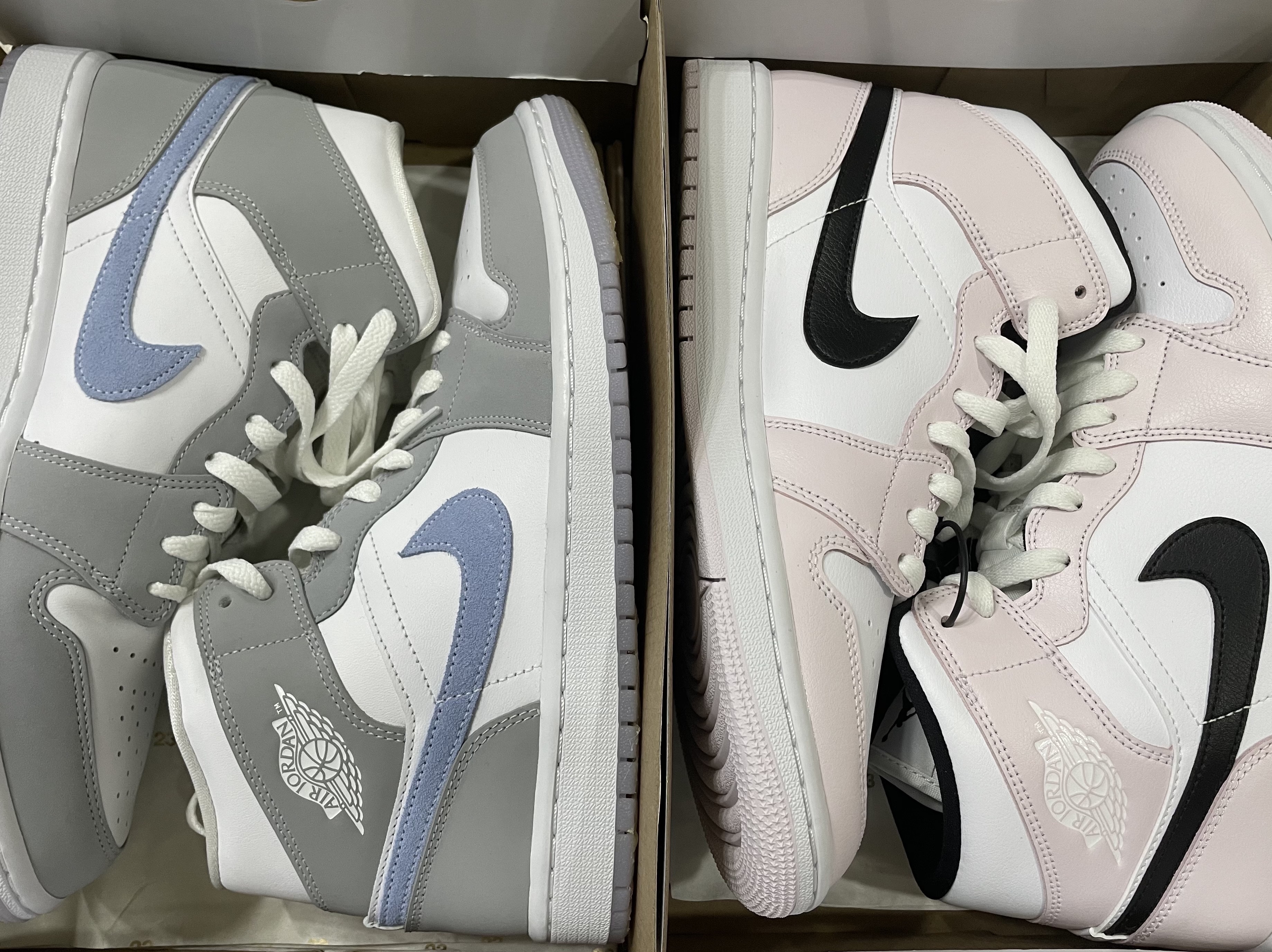 (W) Jordan 1 Mid Wolf Grey, (W) Jordan 1 Mid Barely Rose 착용 스타일