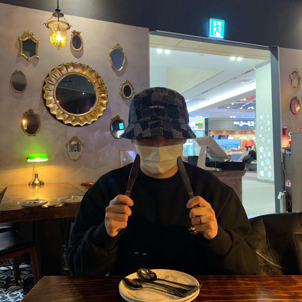 KREAM 프로필 이미지