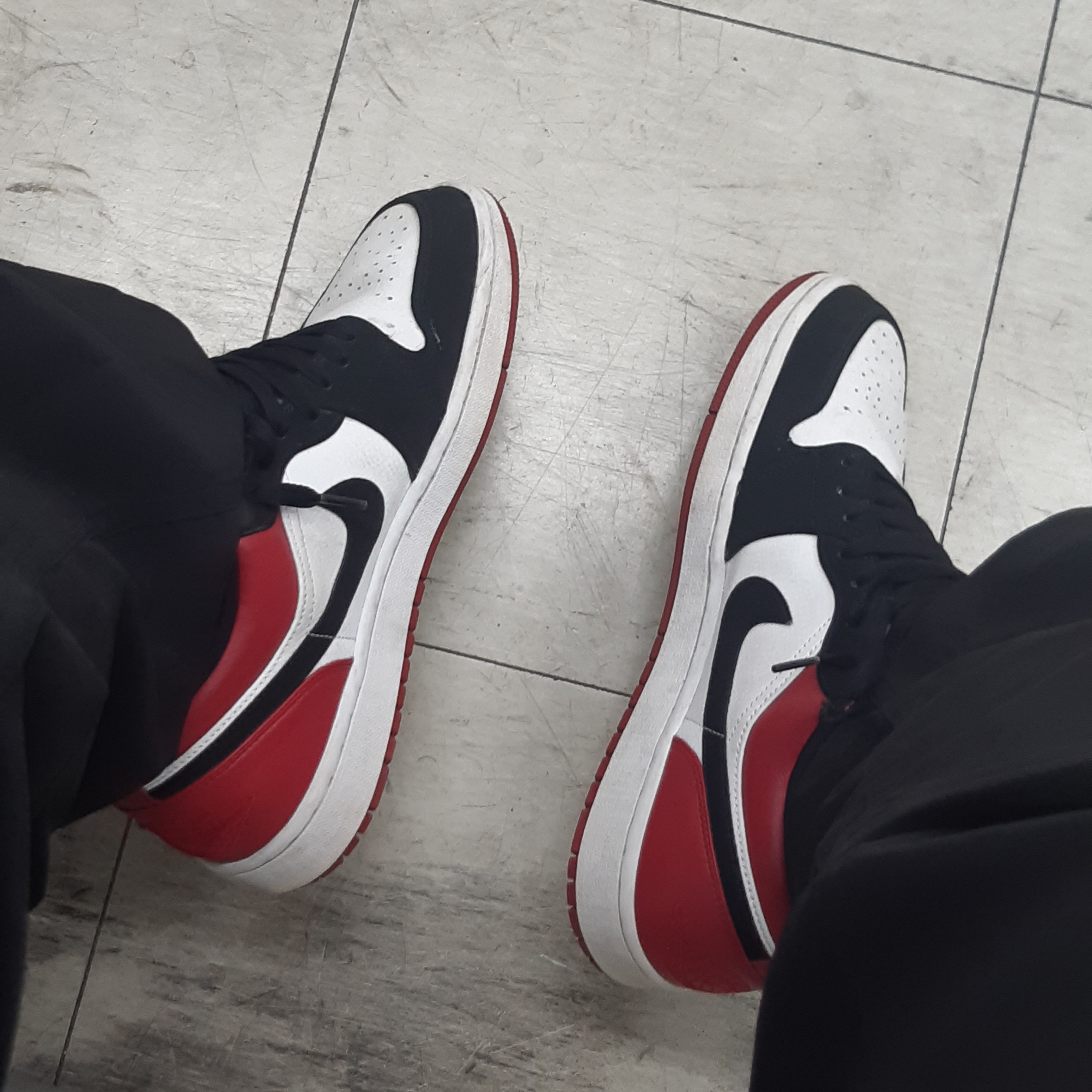 Jordan 1 Low Black Toe 착용 스타일