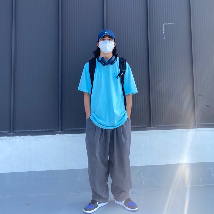 IAB Studio Pigment T-Shirt Cyan, Jordan 1 Retro High OG Royal Toe 착용 스타일