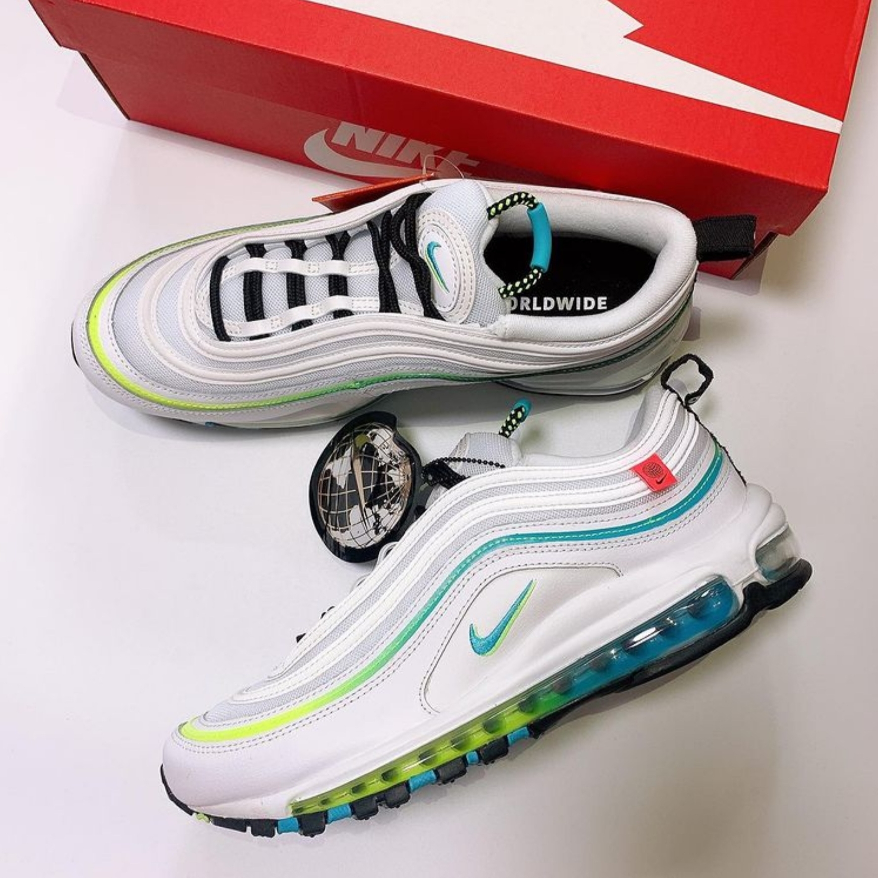 Nike Air Max 97 Persian Violet, Nike Air Max 97 SE Worldwide Pack 착용 스타일 - 2