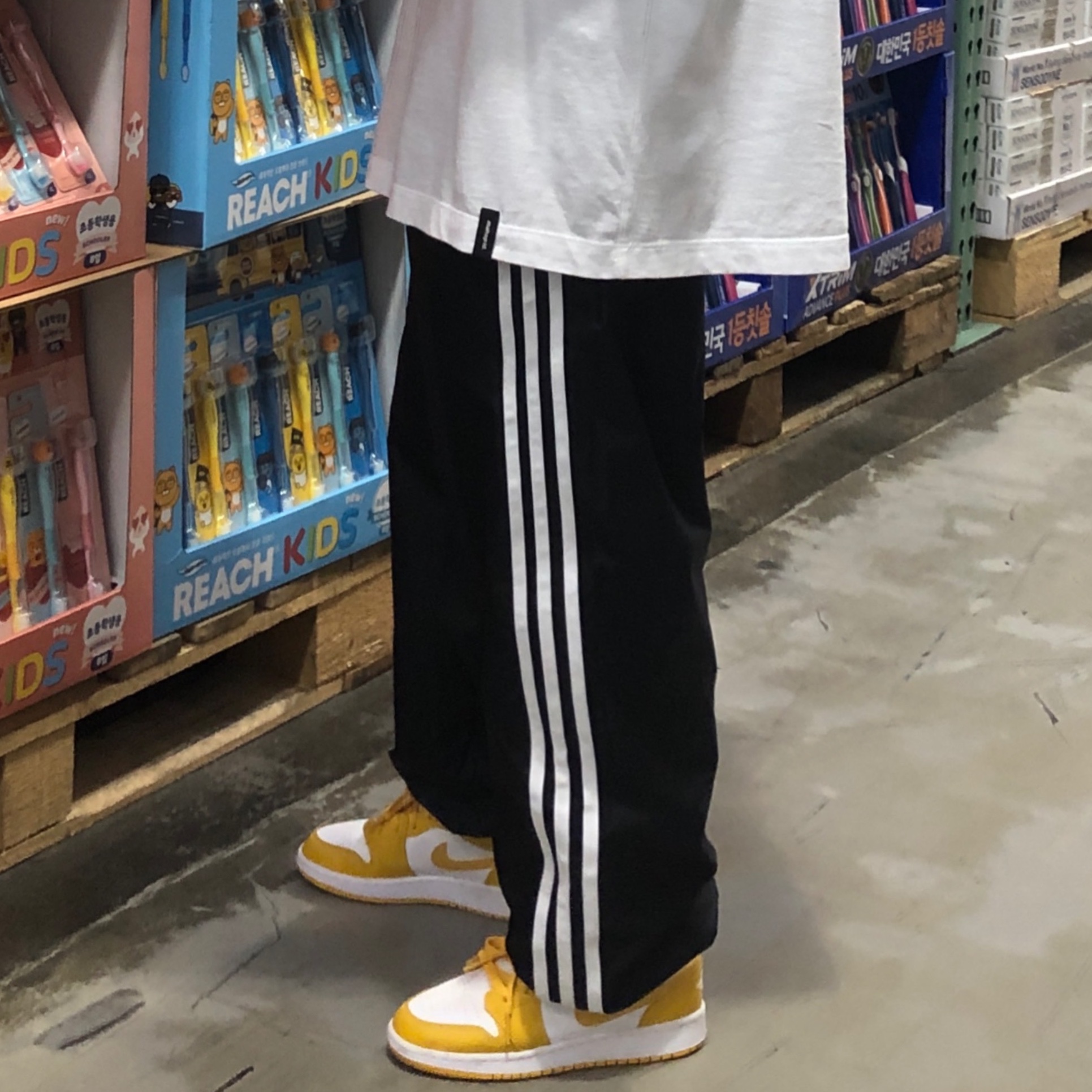 (GS) Jordan 1 Low Pollen 착용 스타일 - 3