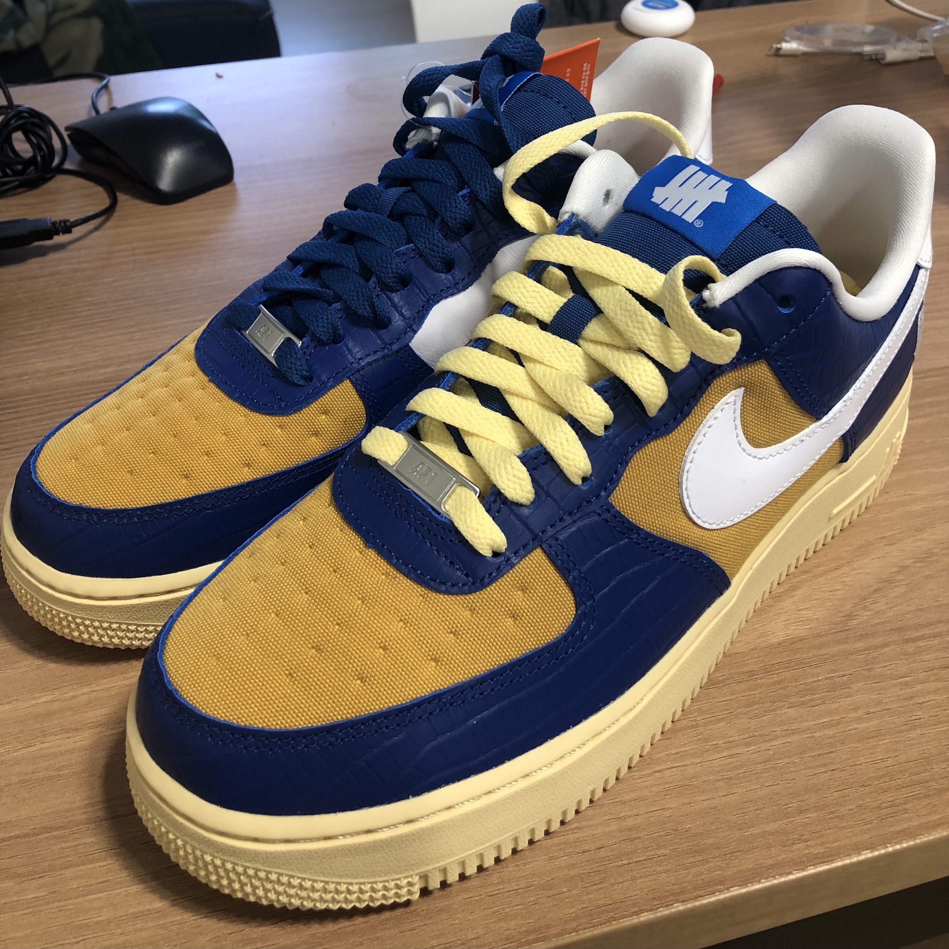 Nike x Undefeated Air Force 1 Low SP 5 On It Court Blue 착용 스타일 - 1