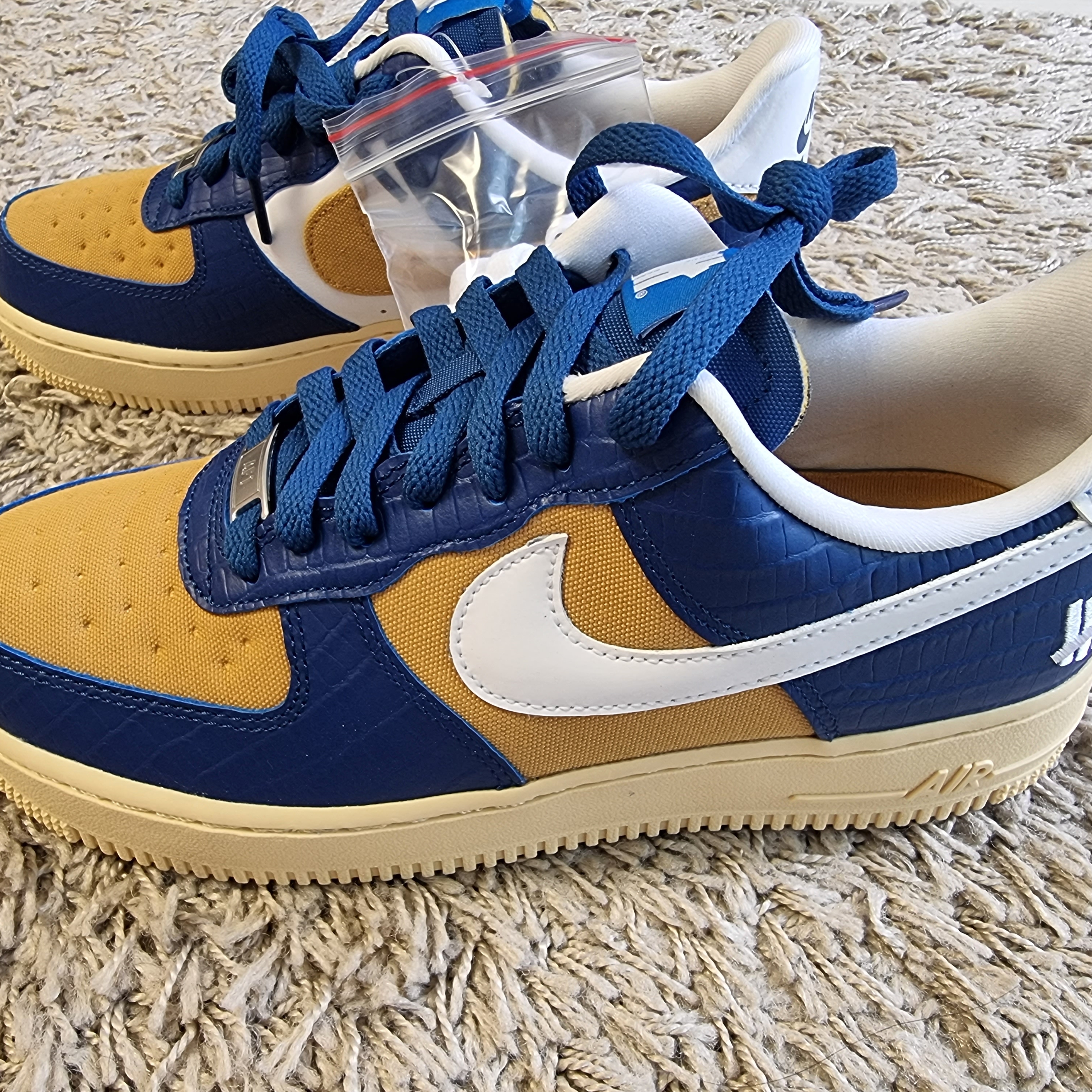 Nike x Undefeated Air Force 1 Low SP 5 On It Court Blue 착용 스타일