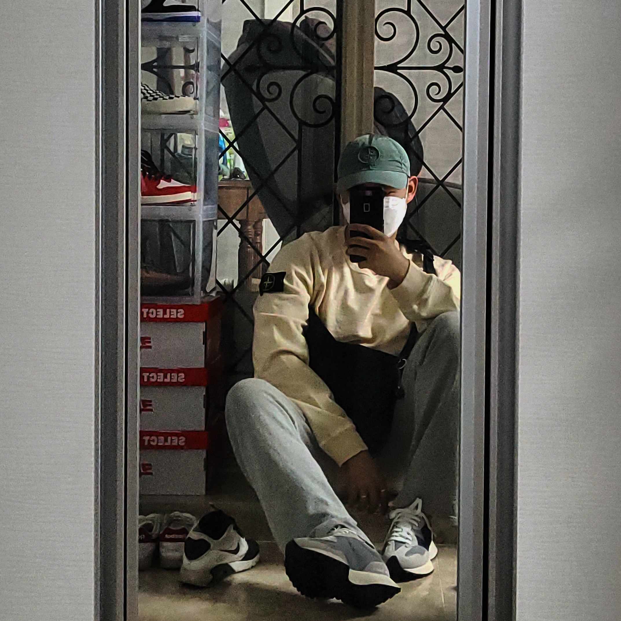New Balance 327 Grey Purple, Stone Island 99576 Nylon Metal 6-Panel Cap Aqua - 21SS 착용 스타일
