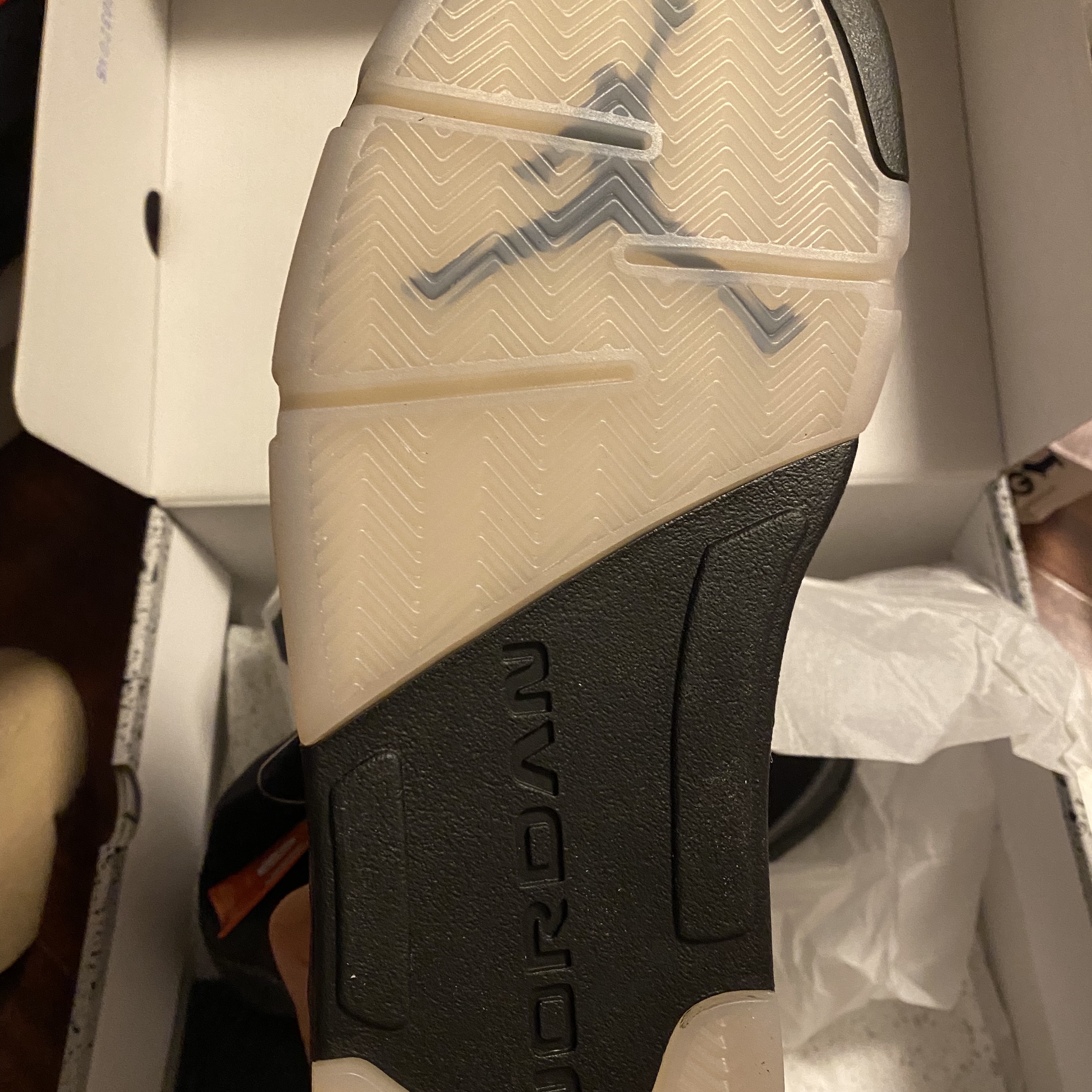 Jordan 5 Retro Anthracite 착용 스타일 - 3