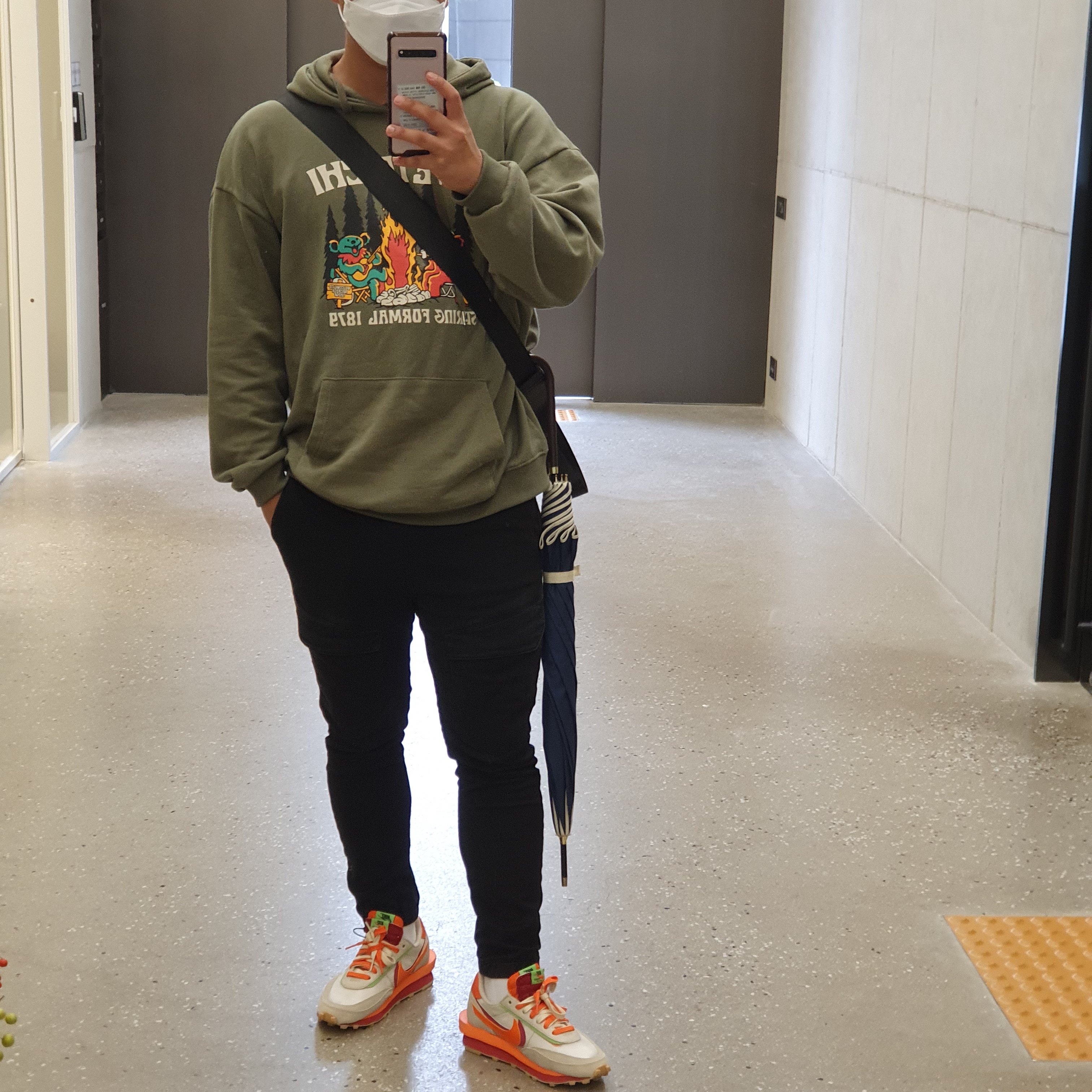 Nike x Sacai x Clot LDWaffle Orange Blaze 착용 스타일 - 2