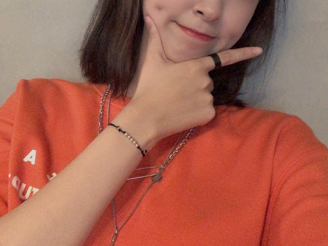 IAB Studio T-Shirt Orange 착용 스타일