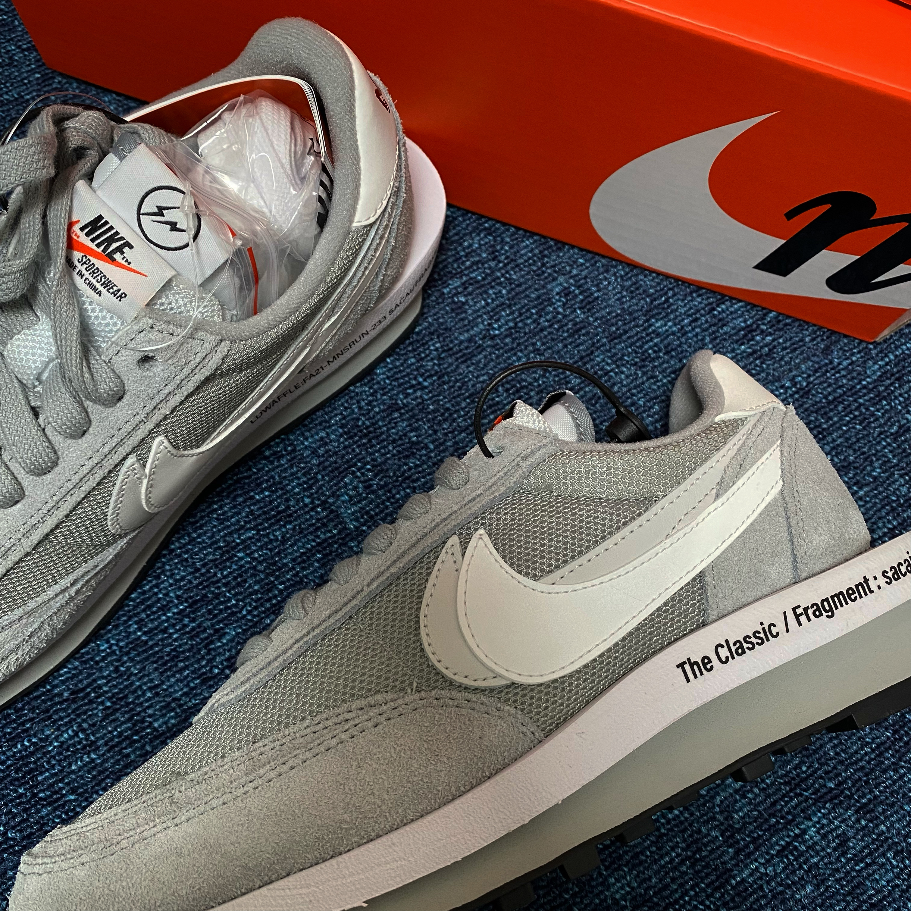 Nike x Sacai x Fragment LDWaffle Light Smoke Grey 착용 스타일