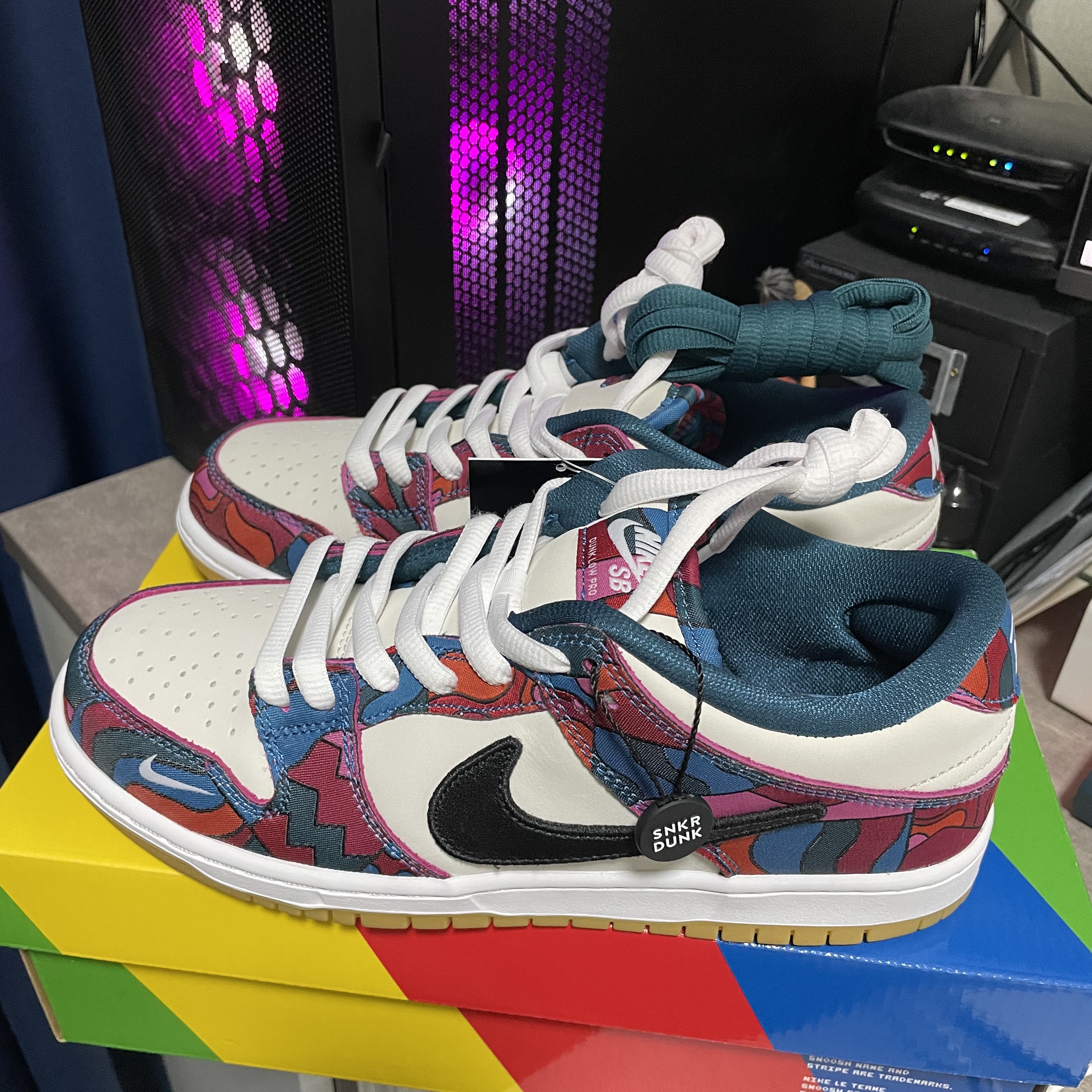 Nike x Parra SB Dunk Low Pro Abstract Art 착용 스타일