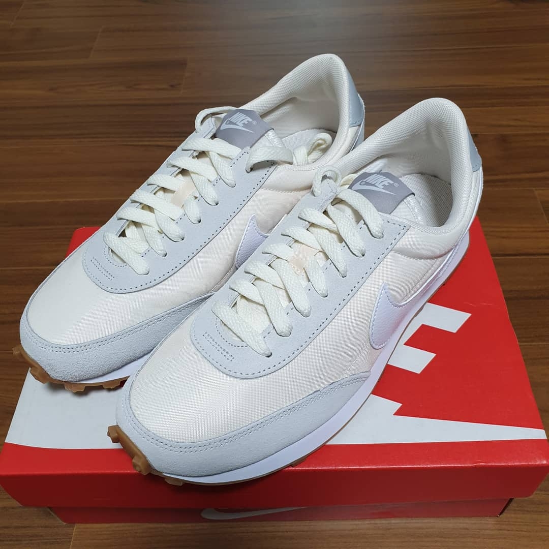 (W) Nike Daybreak Summit White 착용 스타일 - 1