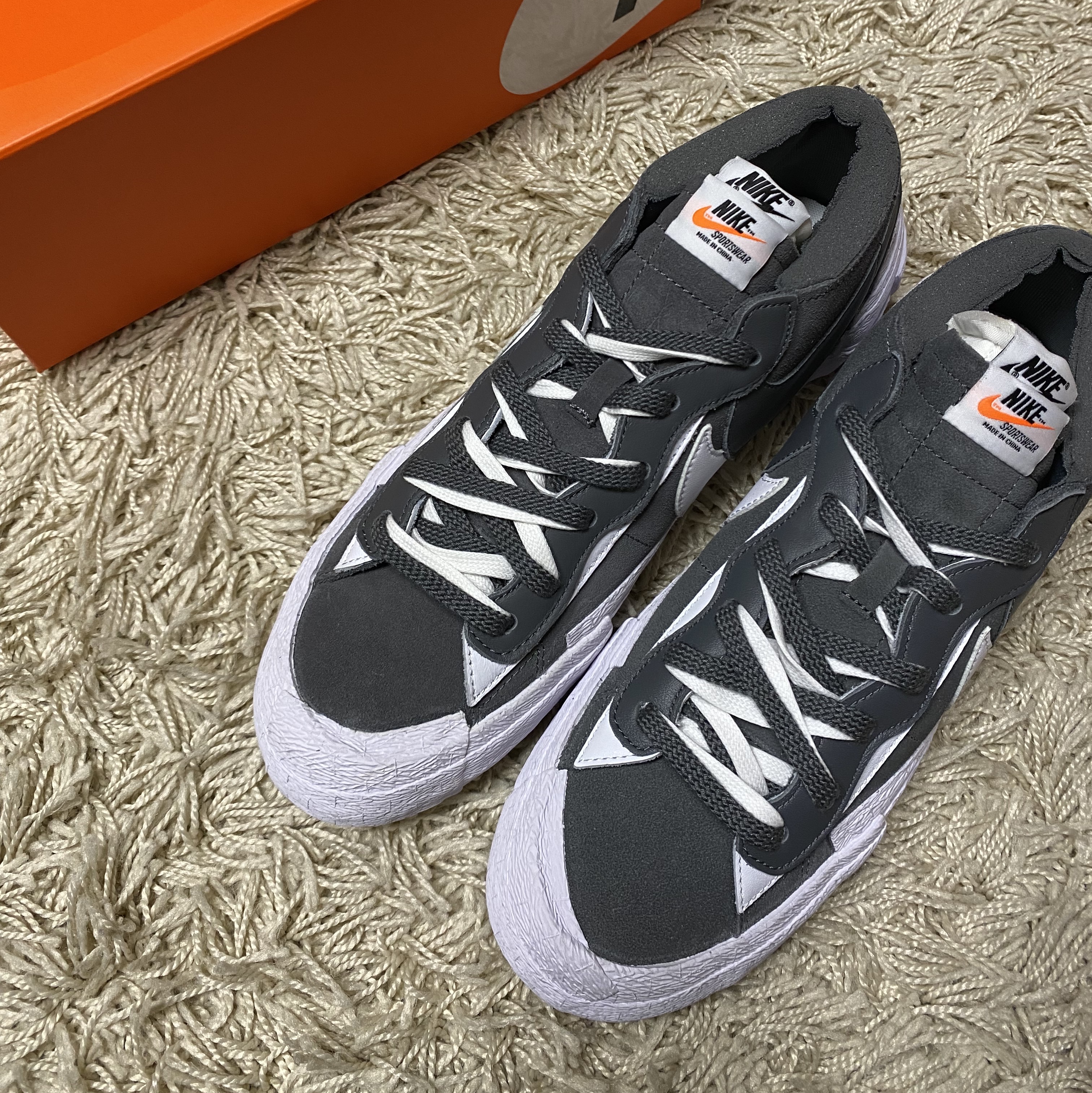 Nike x Sacai Blazer Low Iron Grey 착용 스타일