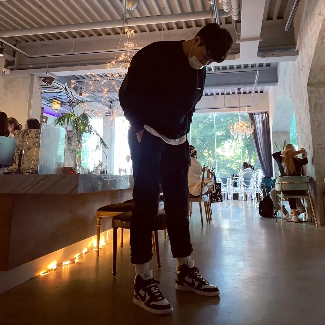 Nike x Ambush Dunk High Black 착용 스타일 - 2