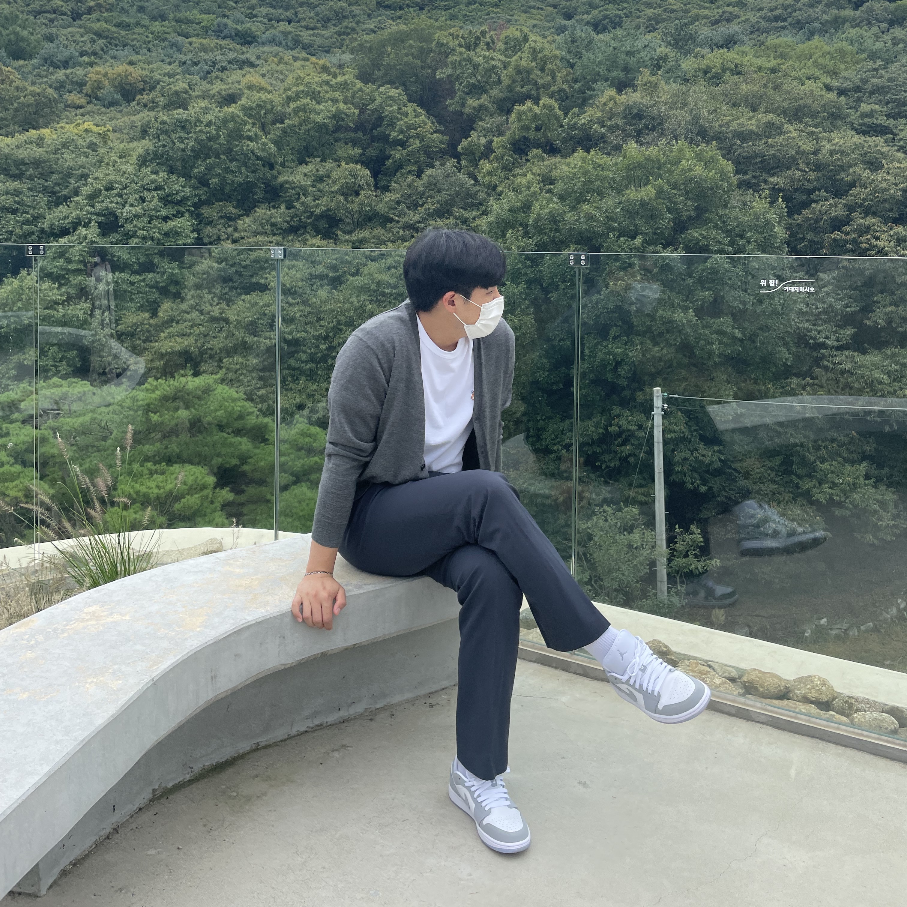 (W) Jordan 1 Low White Wolf Grey 착용 스타일 - 2