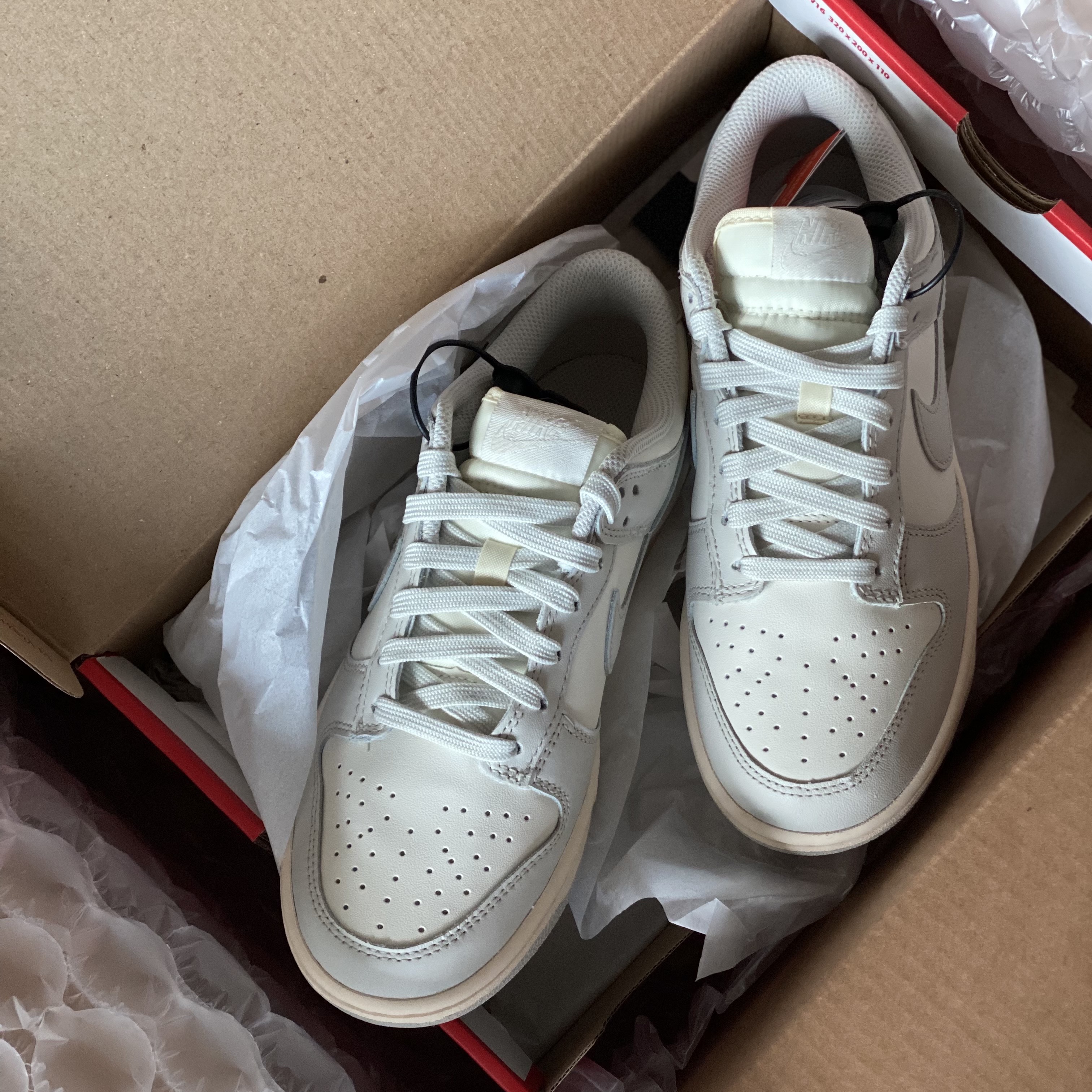 (W) Nike Dunk Low Light Bone 착용 스타일