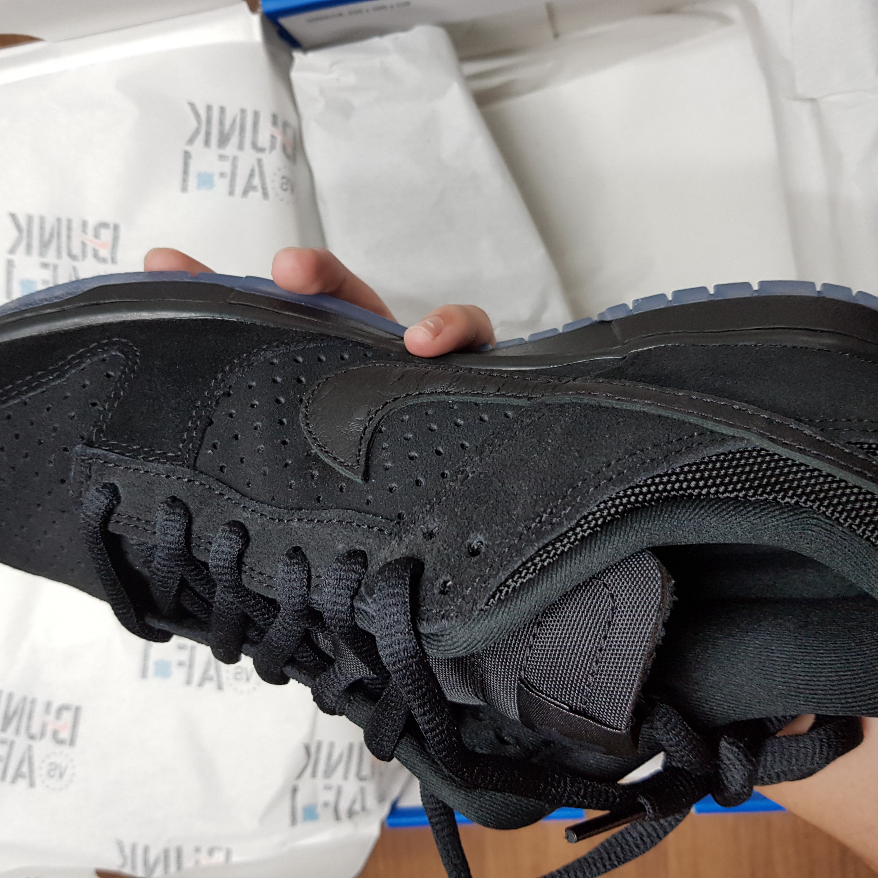 Nike x Undefeated Dunk Low SP 5 On It Black 착용 스타일 - 4