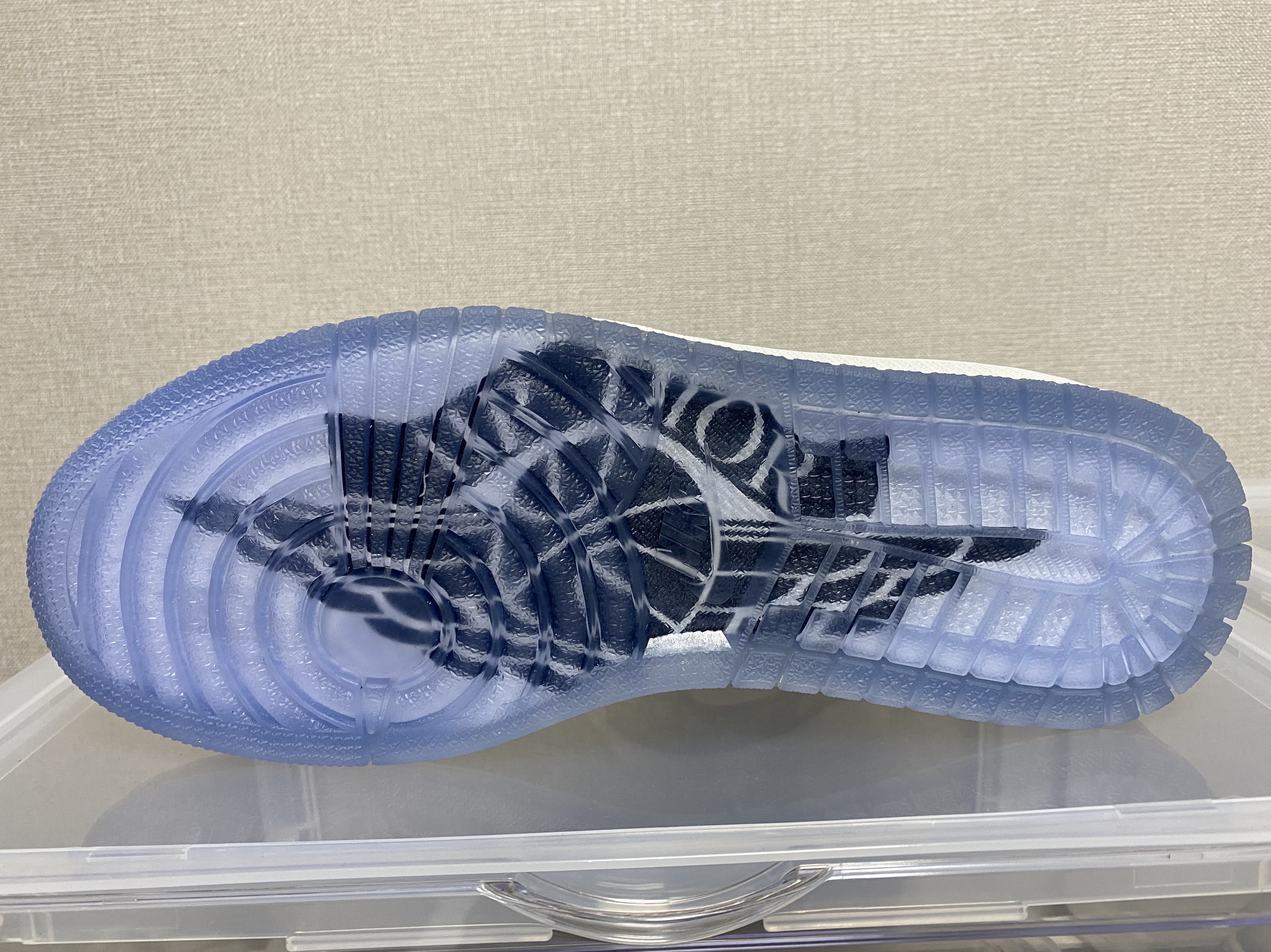 Jordan 1 x Dior High OG 착용 스타일 - 5