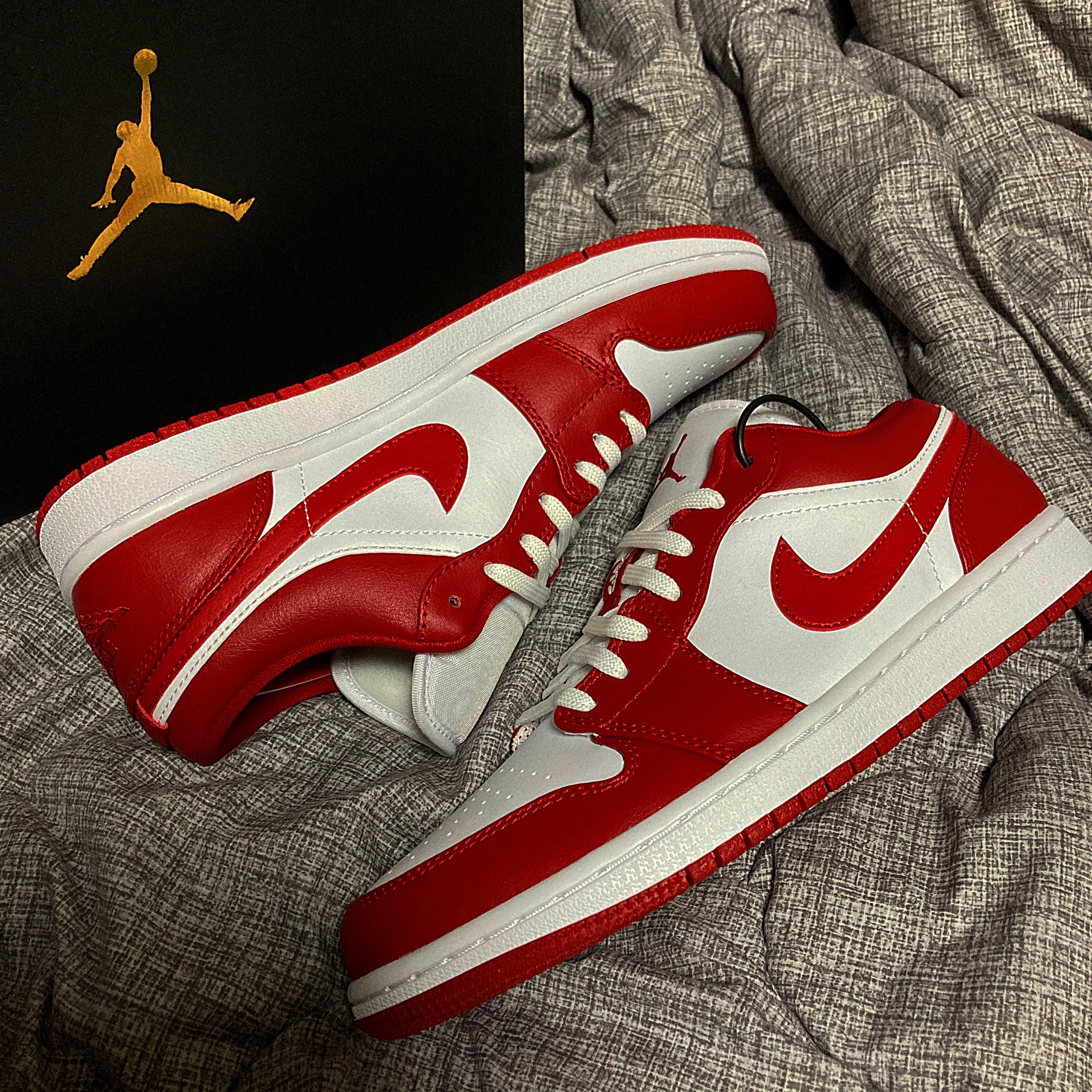Jordan 1 Low Gym Red White 착용 스타일