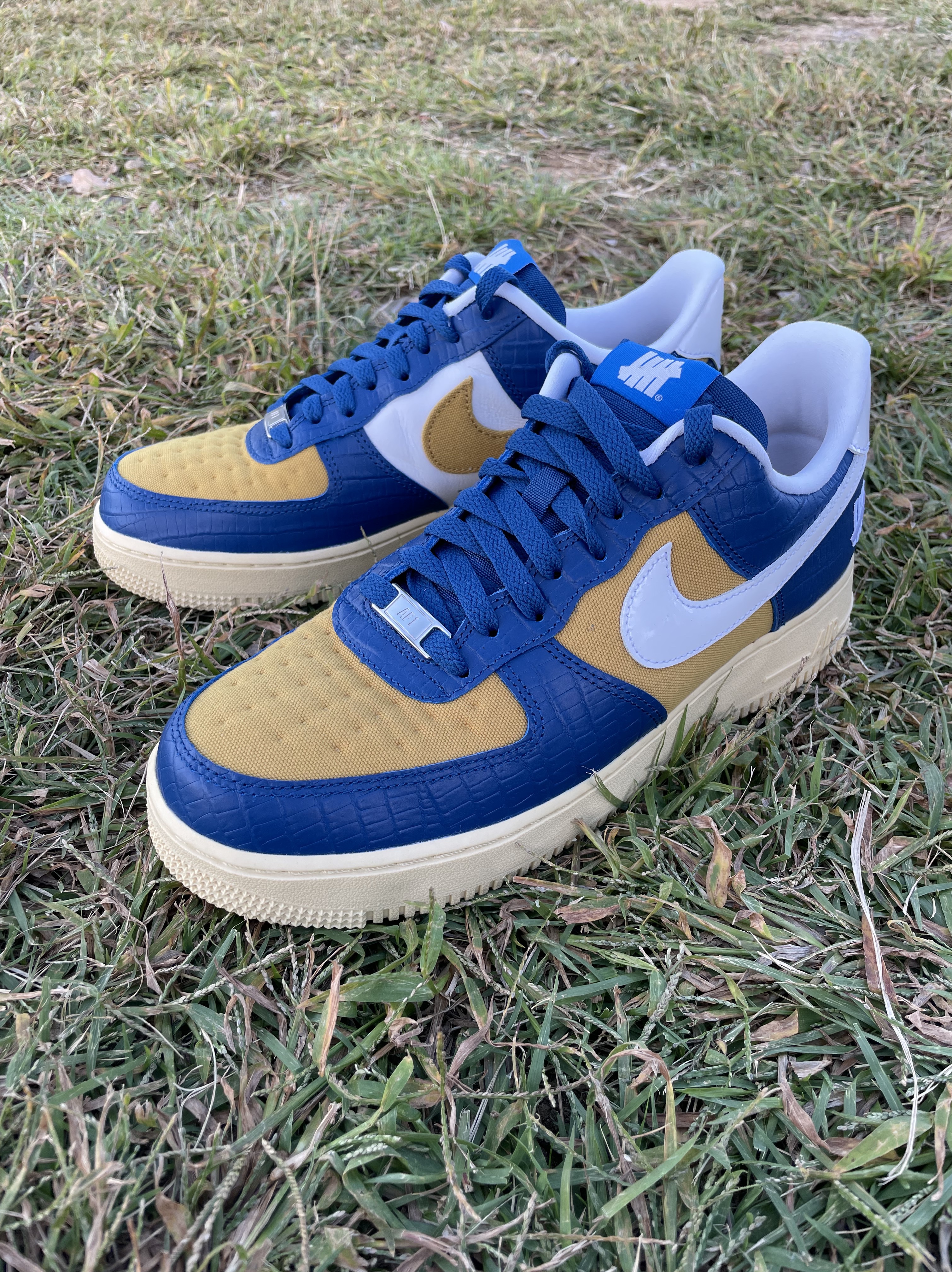 Nike x Undefeated Air Force 1 Low SP 5 On It Court Blue 착용 스타일 - 2