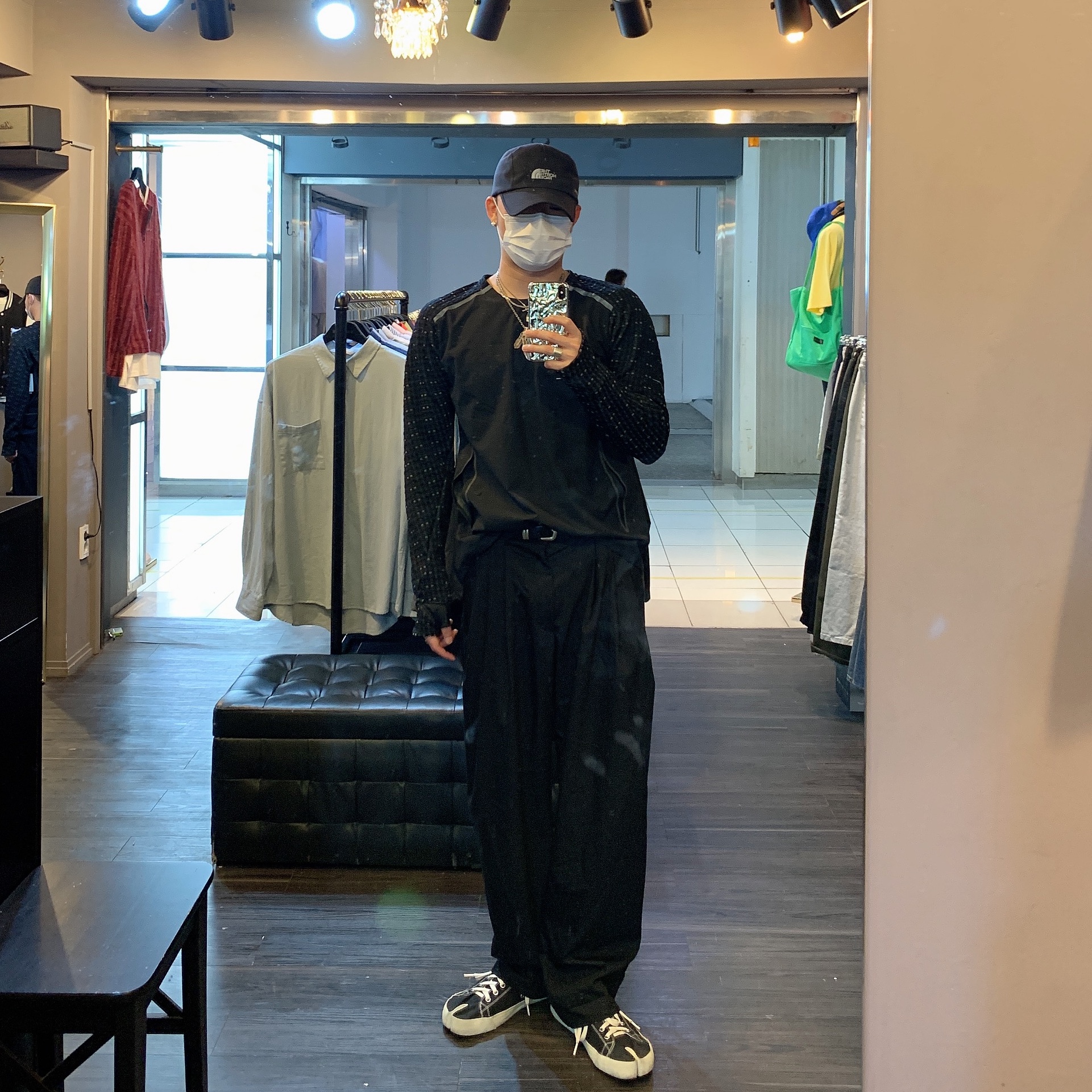 Maison Margiela Tabi High Black 착용 스타일 - 1