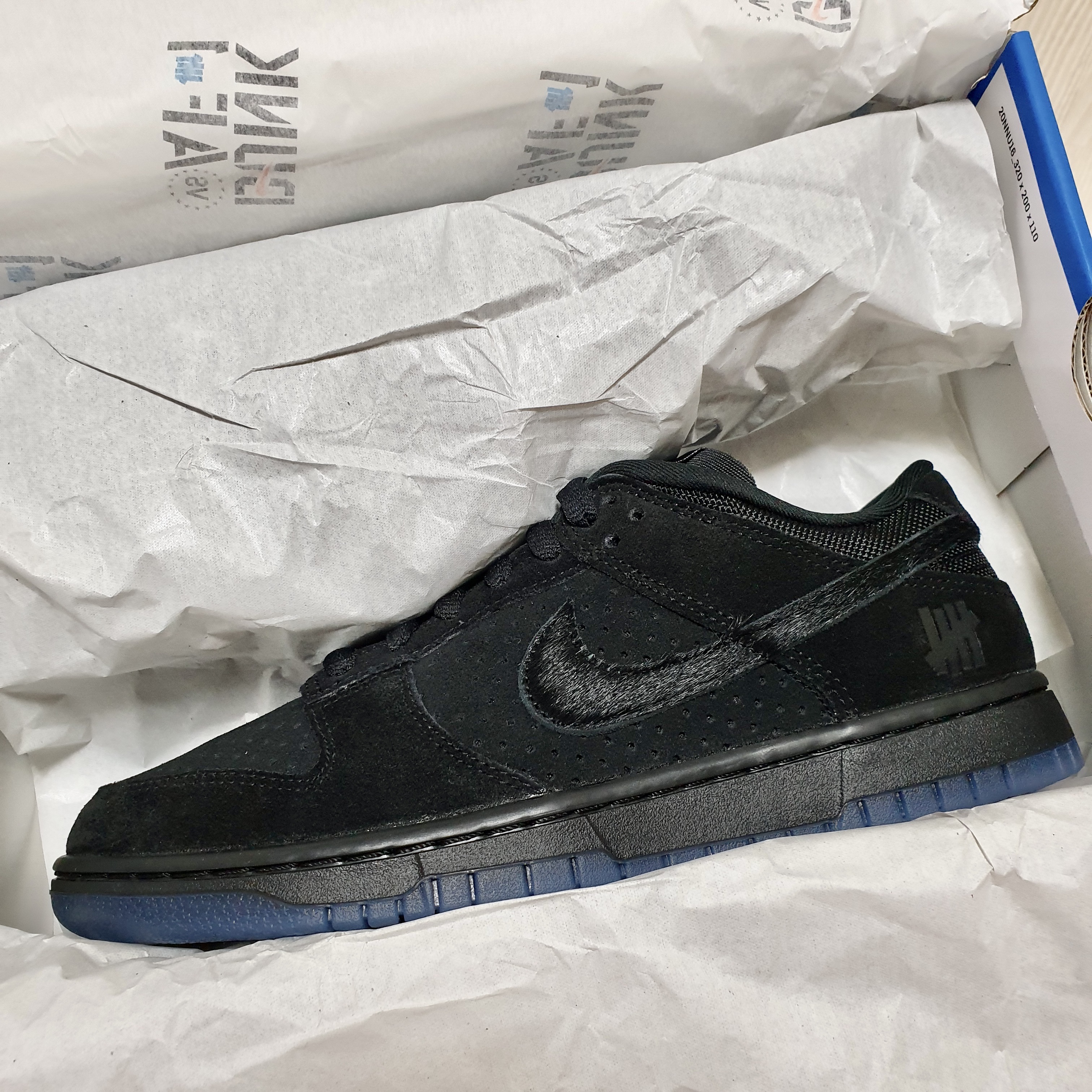 Nike x Undefeated Dunk Low SP 5 On It Black 착용 스타일 - 1