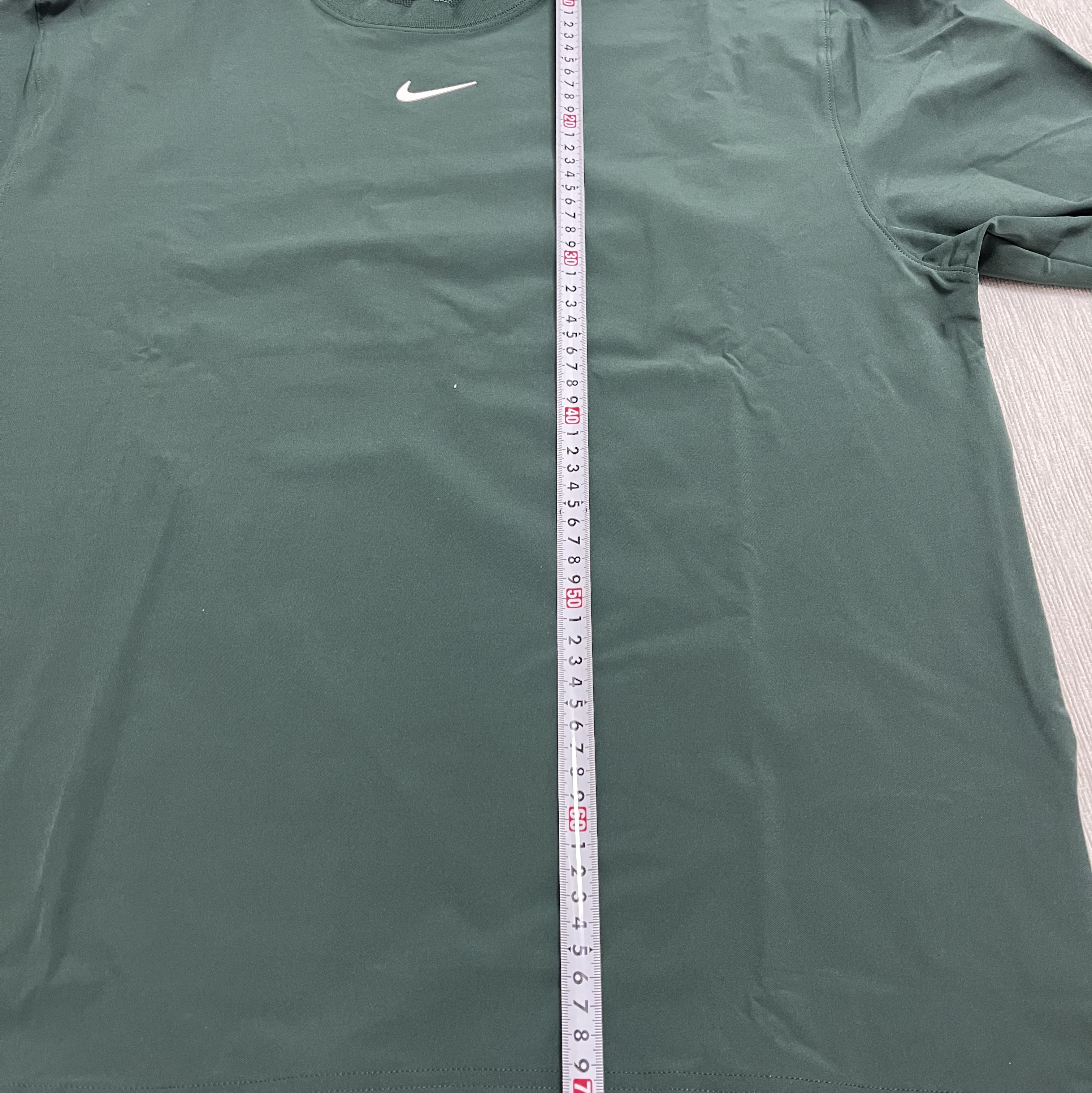 Nike x Drake Nocta Golf Crewneck Top Green - Asia 착용 스타일 - 4