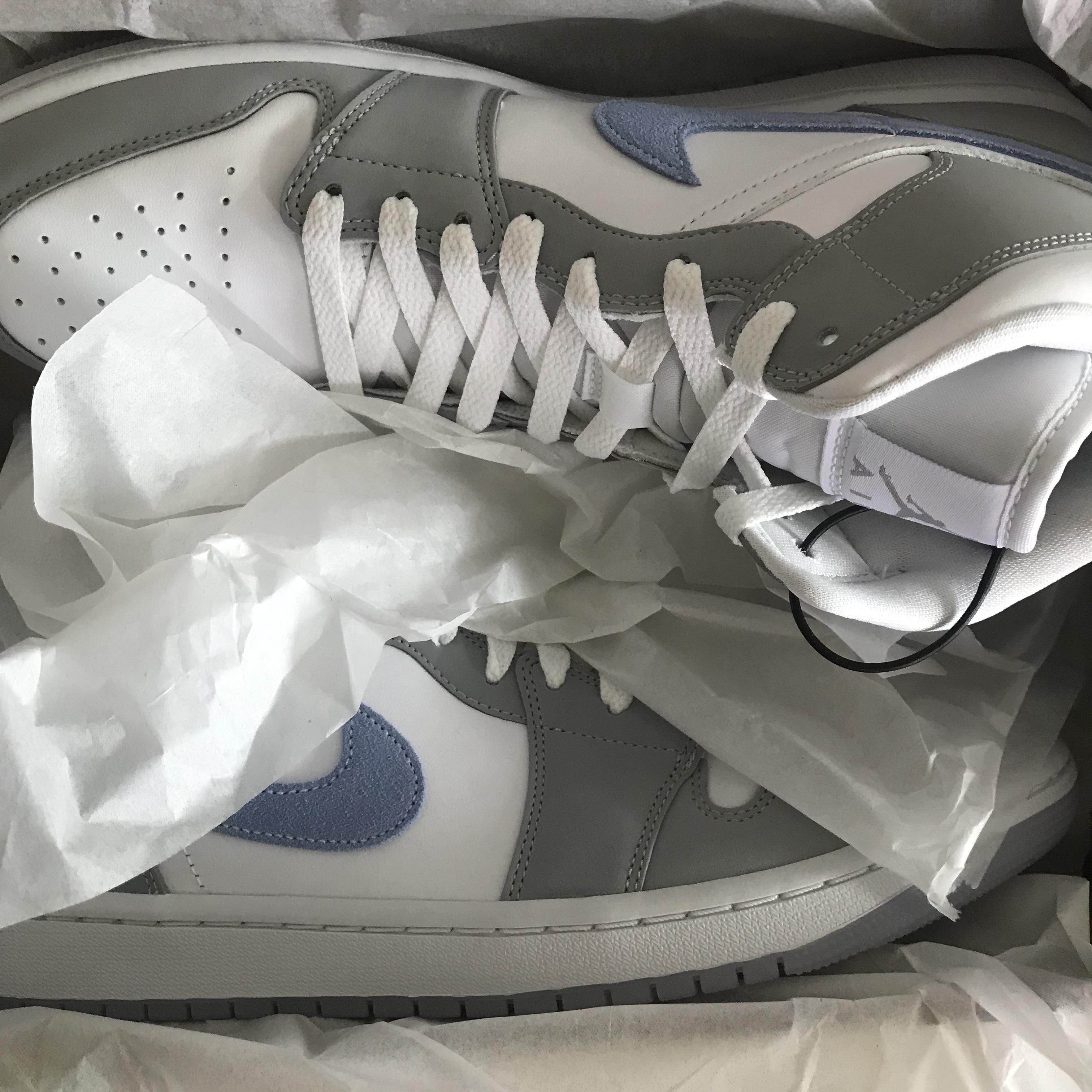 (W) Jordan 1 Mid Wolf Grey 착용 스타일
