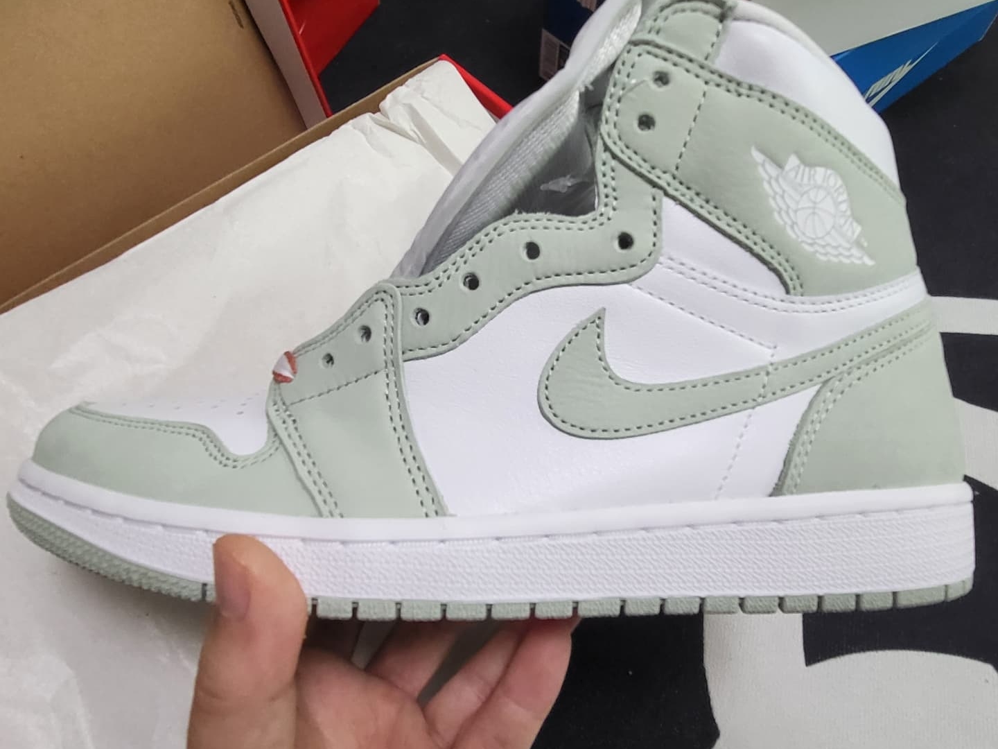(W) Jordan 1 Retro High OG Seafoam 착용 스타일 - 3