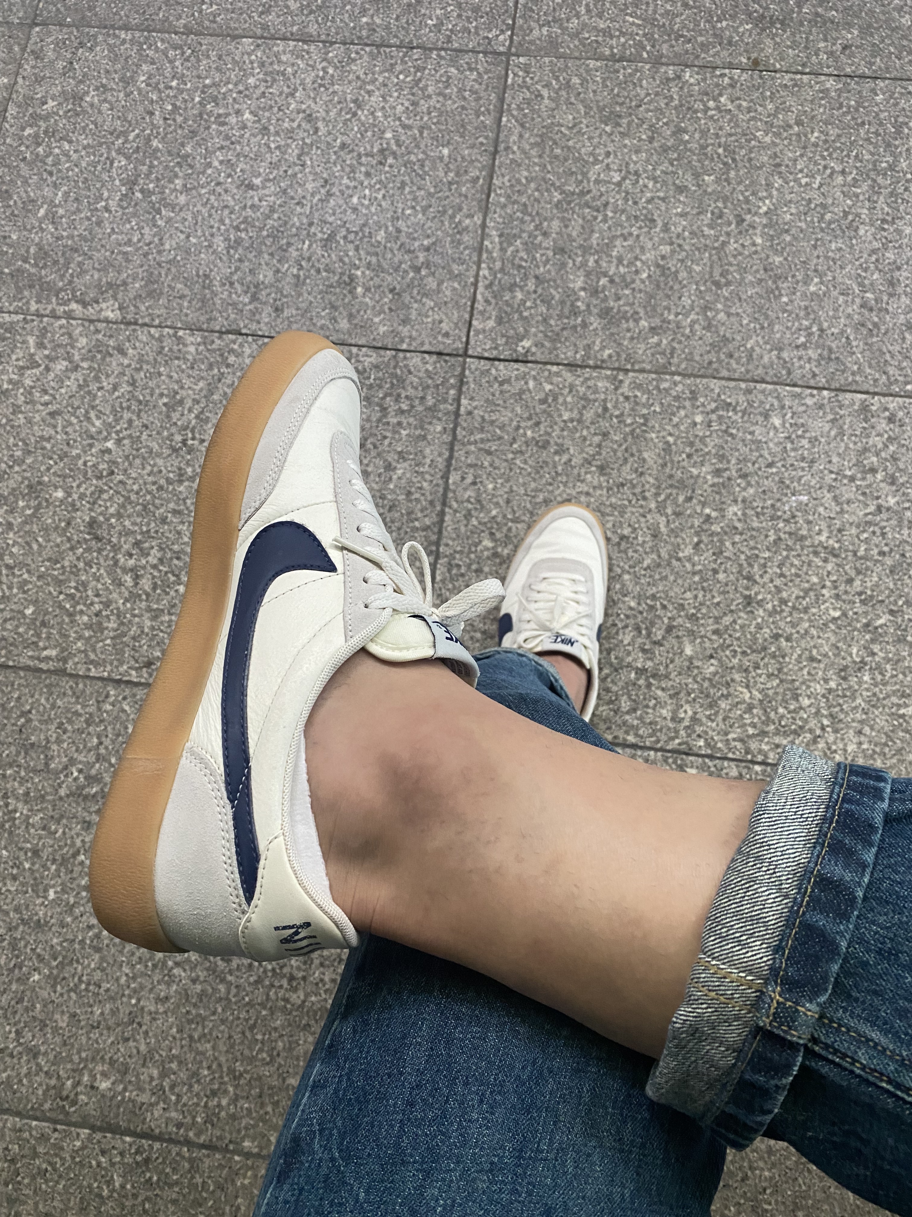 Nike x J.Crew Killshot 2 Sail Midnight Navy 착용 스타일